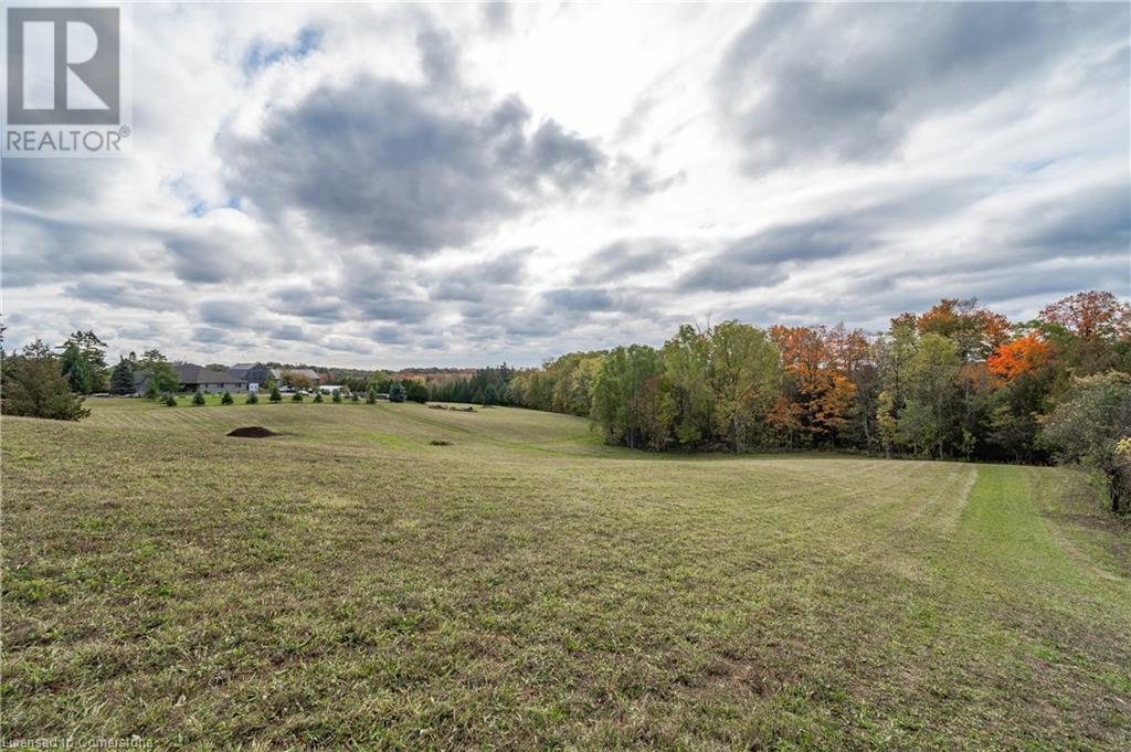 681 Hidden Valley Road, Kitchener, Ontario  N2C 2S4 - Photo 13 - 40503639