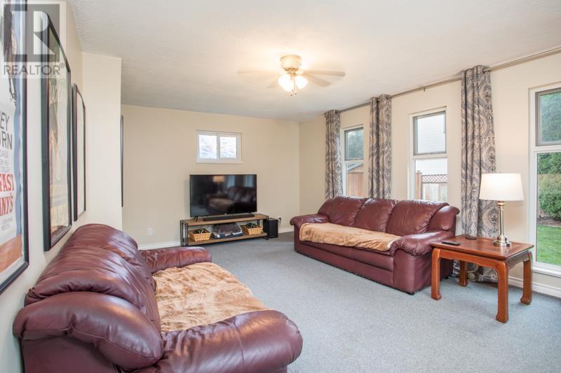 6074 45a Avenue, Delta, British Columbia  V4K 1M7 - Photo 13 - R2826980