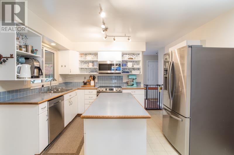 6074 45a Avenue, Delta, British Columbia  V4K 1M7 - Photo 7 - R2826980