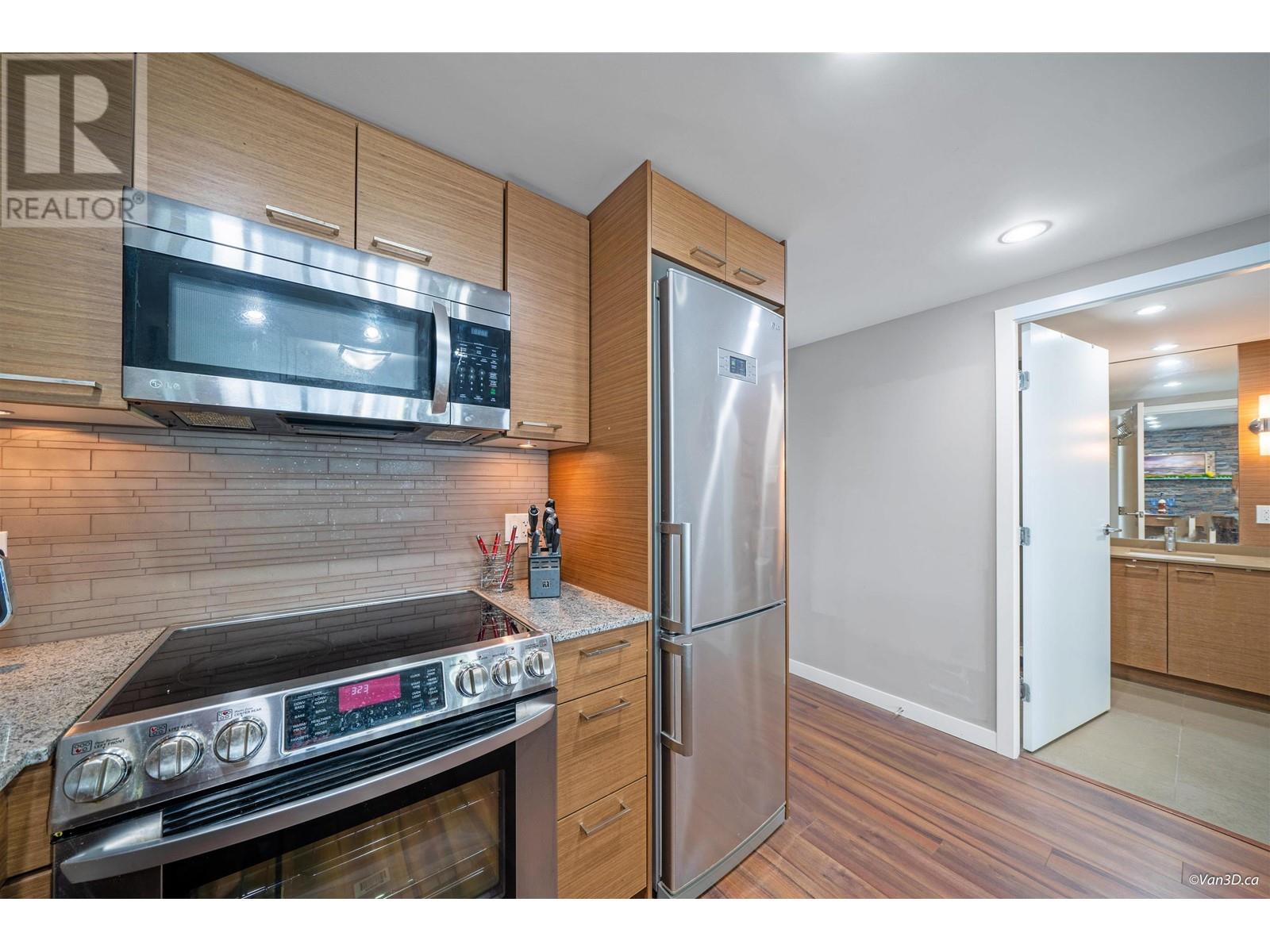 509 135 E 17th Street, North Vancouver, British Columbia  V7L 0C4 - Photo 4 - R2829309