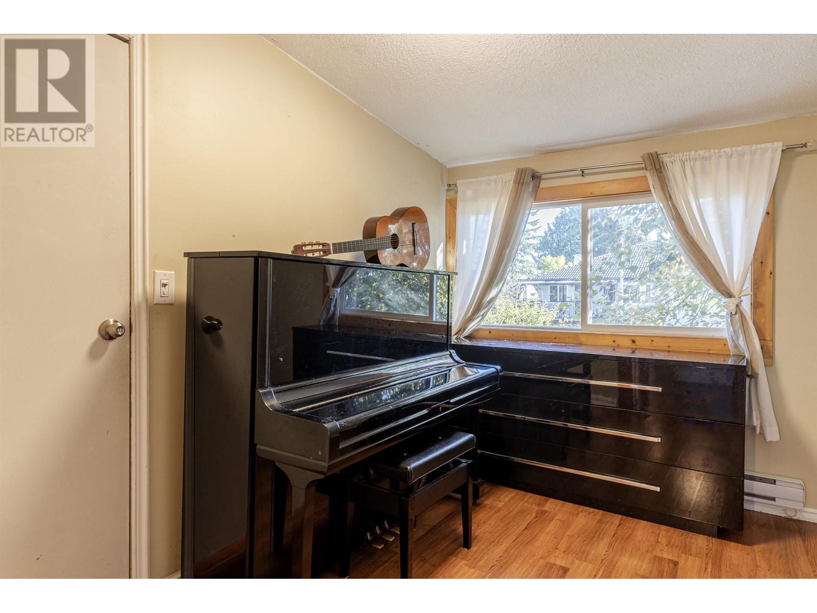 4368 Windsor Street, Vancouver, British Columbia  V5V 4P4 - Photo 13 - R2828756