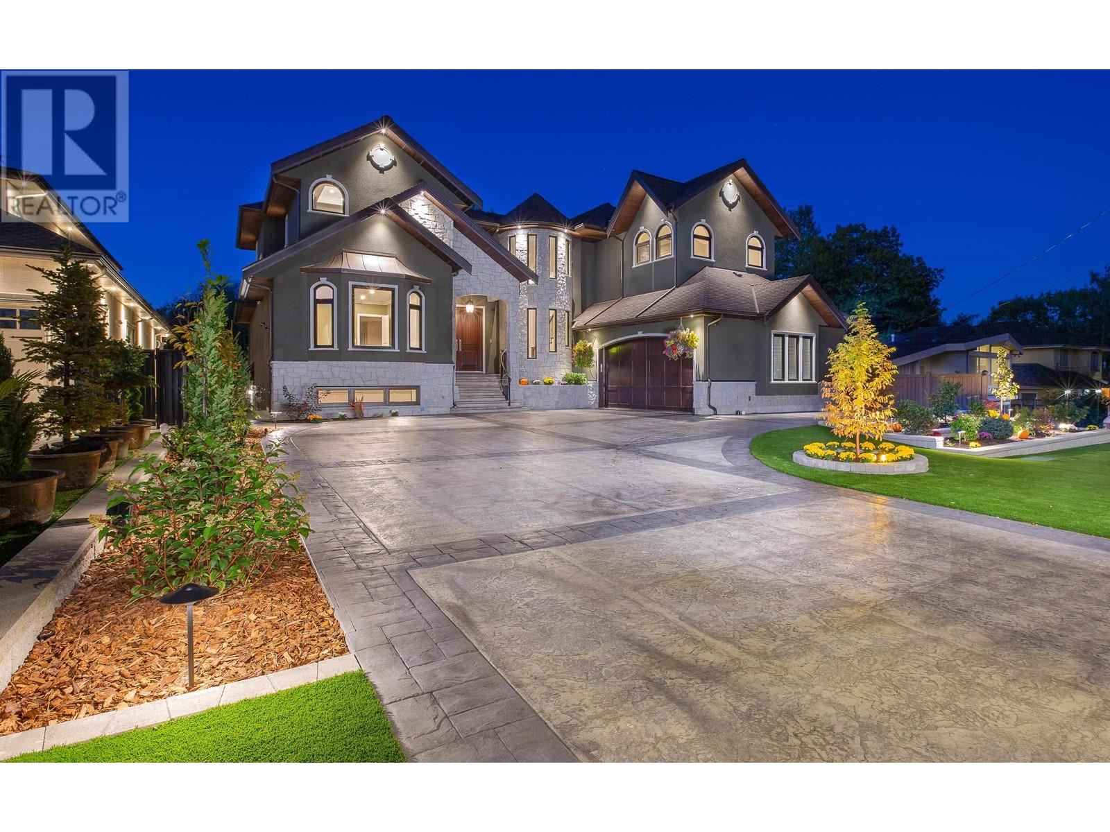 1213 Cottonwood Avenue, Coquitlam, British Columbia  V3J 2T4 - Photo 2 - R2818794