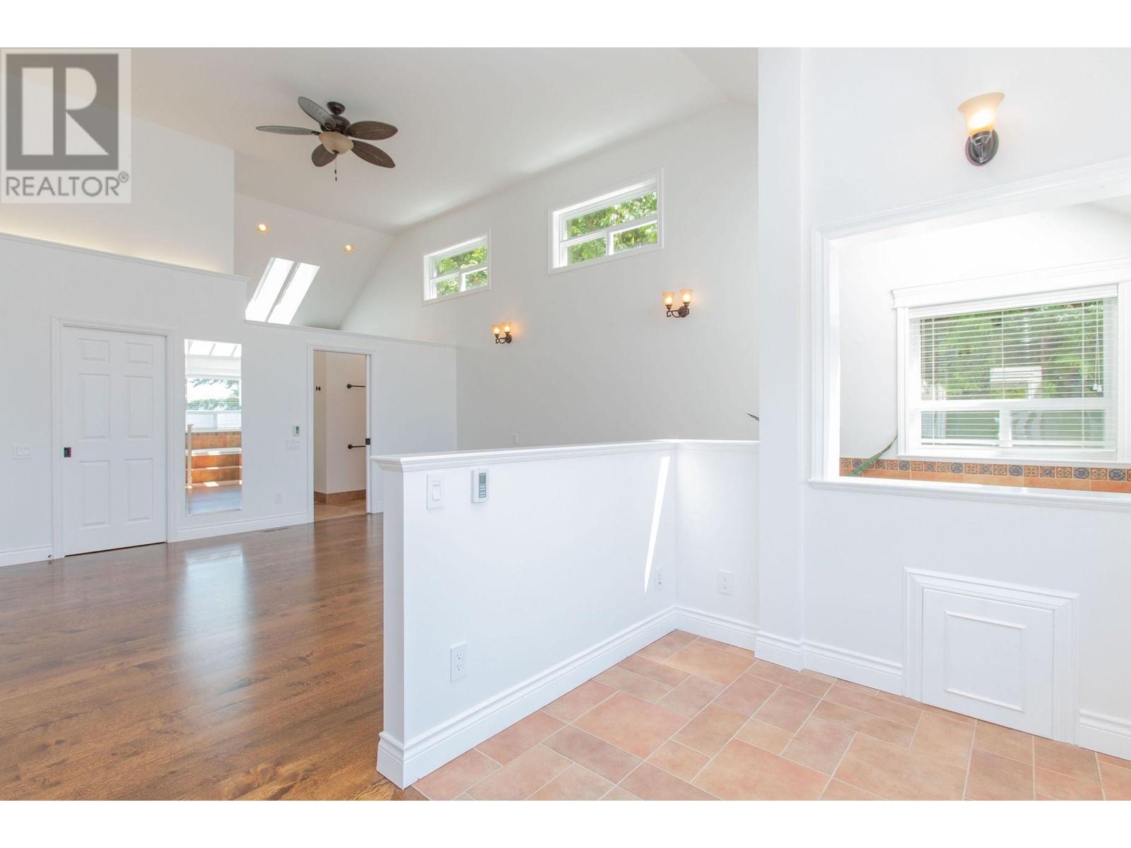 40530 Thunderbird Ridge, Squamish, British Columbia  V0N 1T0 - Photo 10 - R2793747