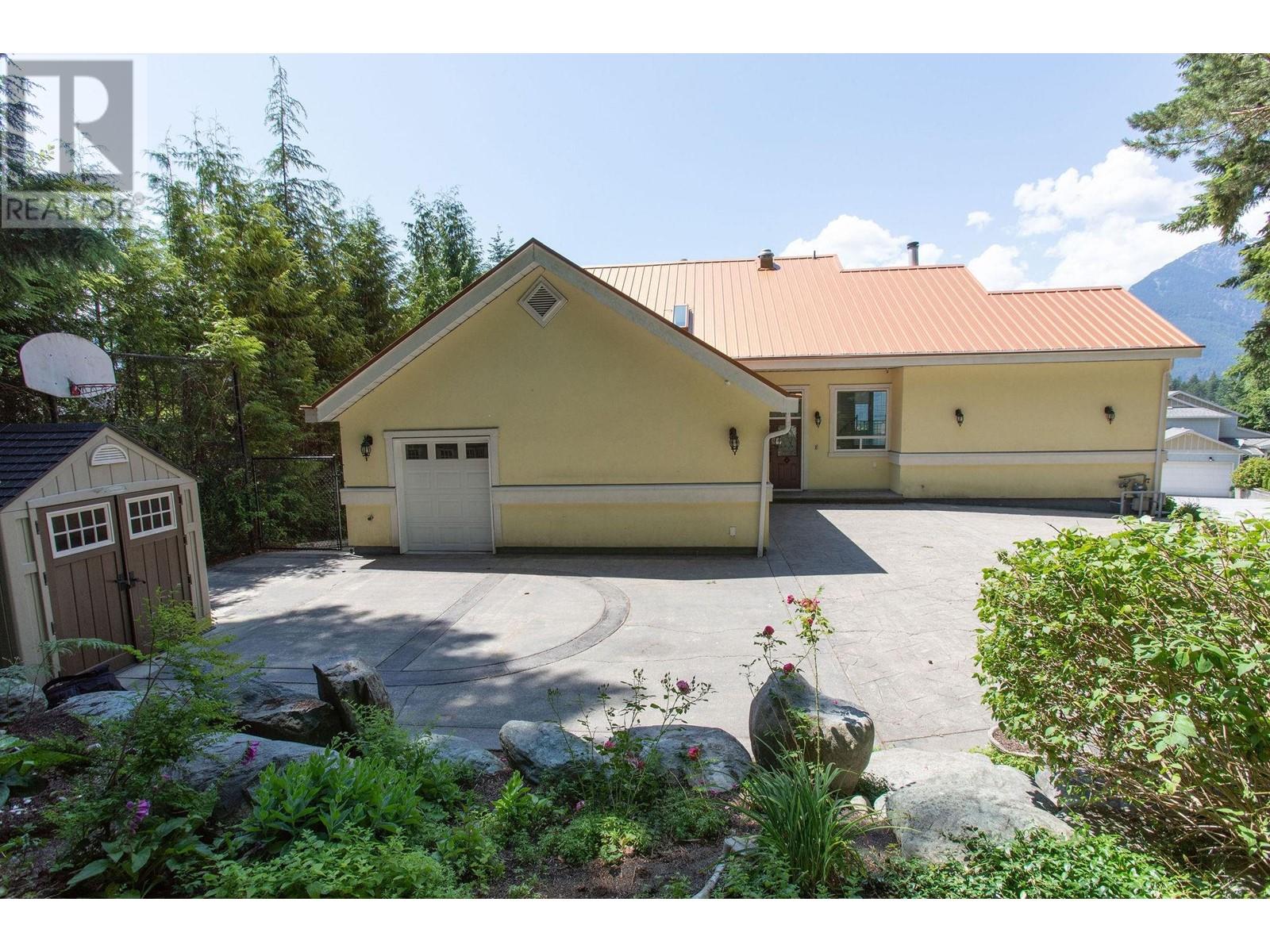 40530 Thunderbird Ridge, Squamish, British Columbia  V0N 1T0 - Photo 40 - R2793747