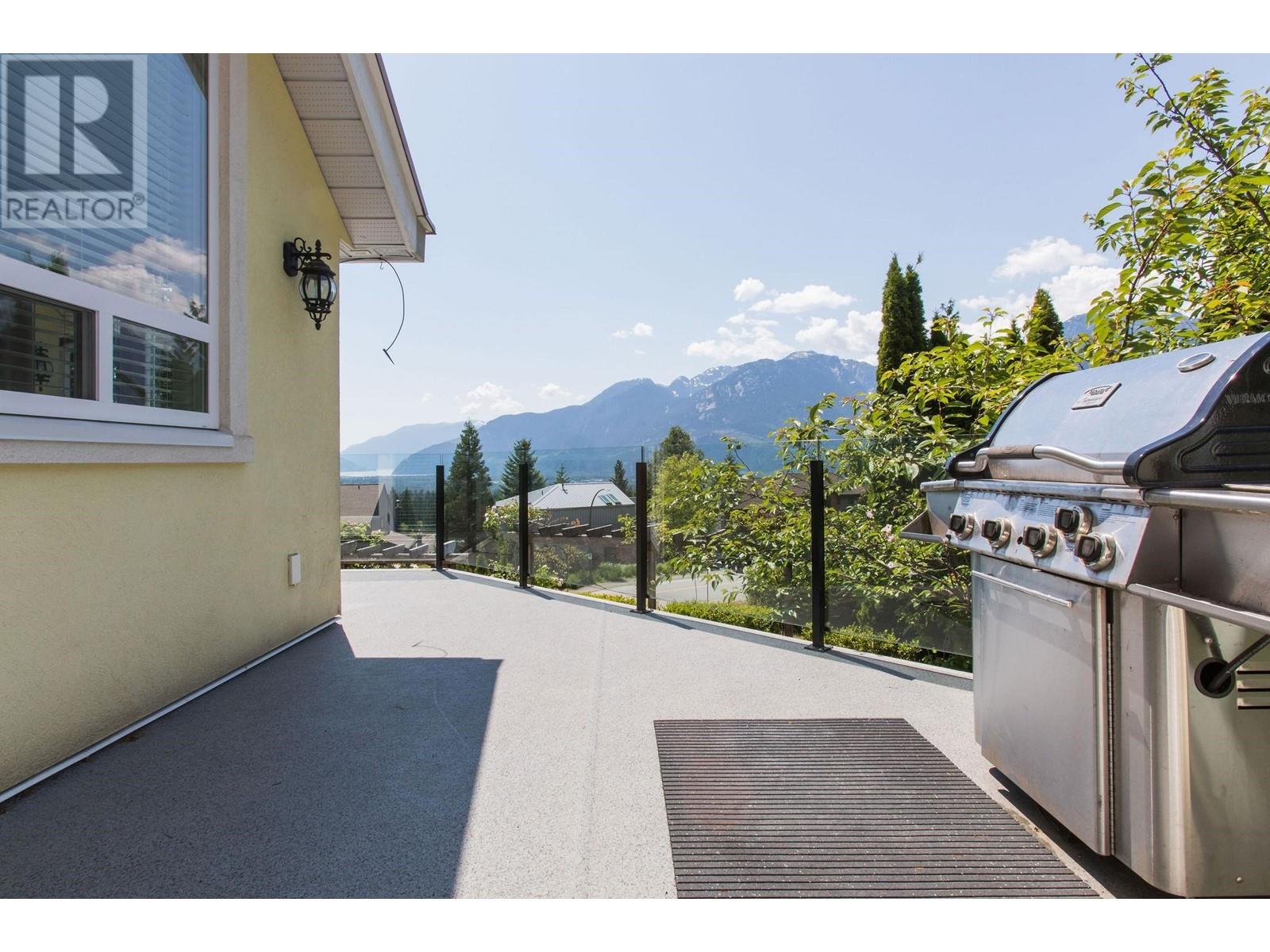 40530 Thunderbird Ridge, Squamish, British Columbia  V0N 1T0 - Photo 7 - R2793747
