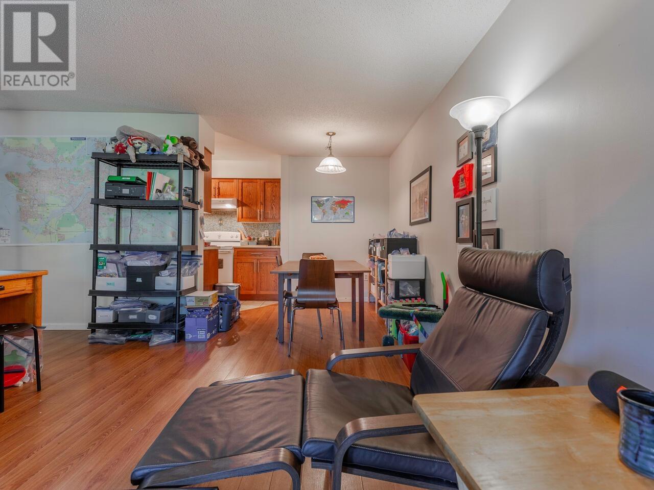 511 9857 Manchester Drive, Burnaby, British Columbia  V3N 4P5 - Photo 10 - R2829382