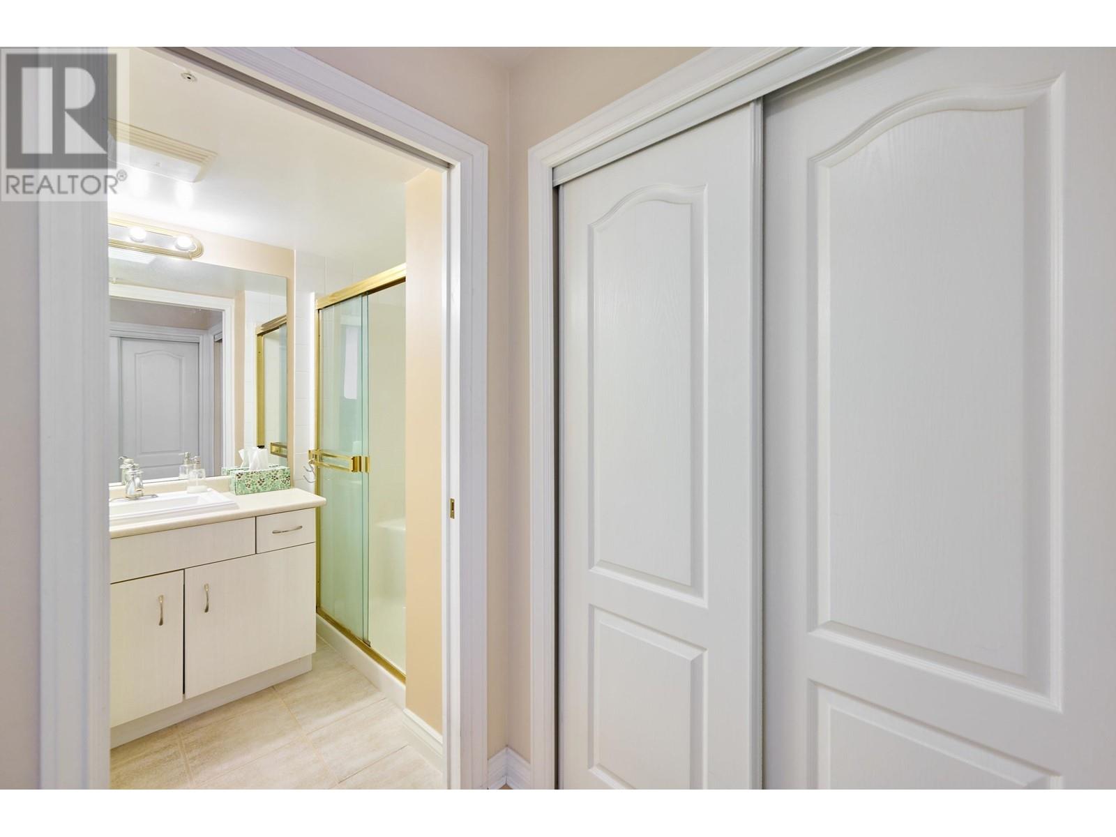 205 988 W 54th Avenue, Vancouver, British Columbia  V6P 1M9 - Photo 14 - R2829412