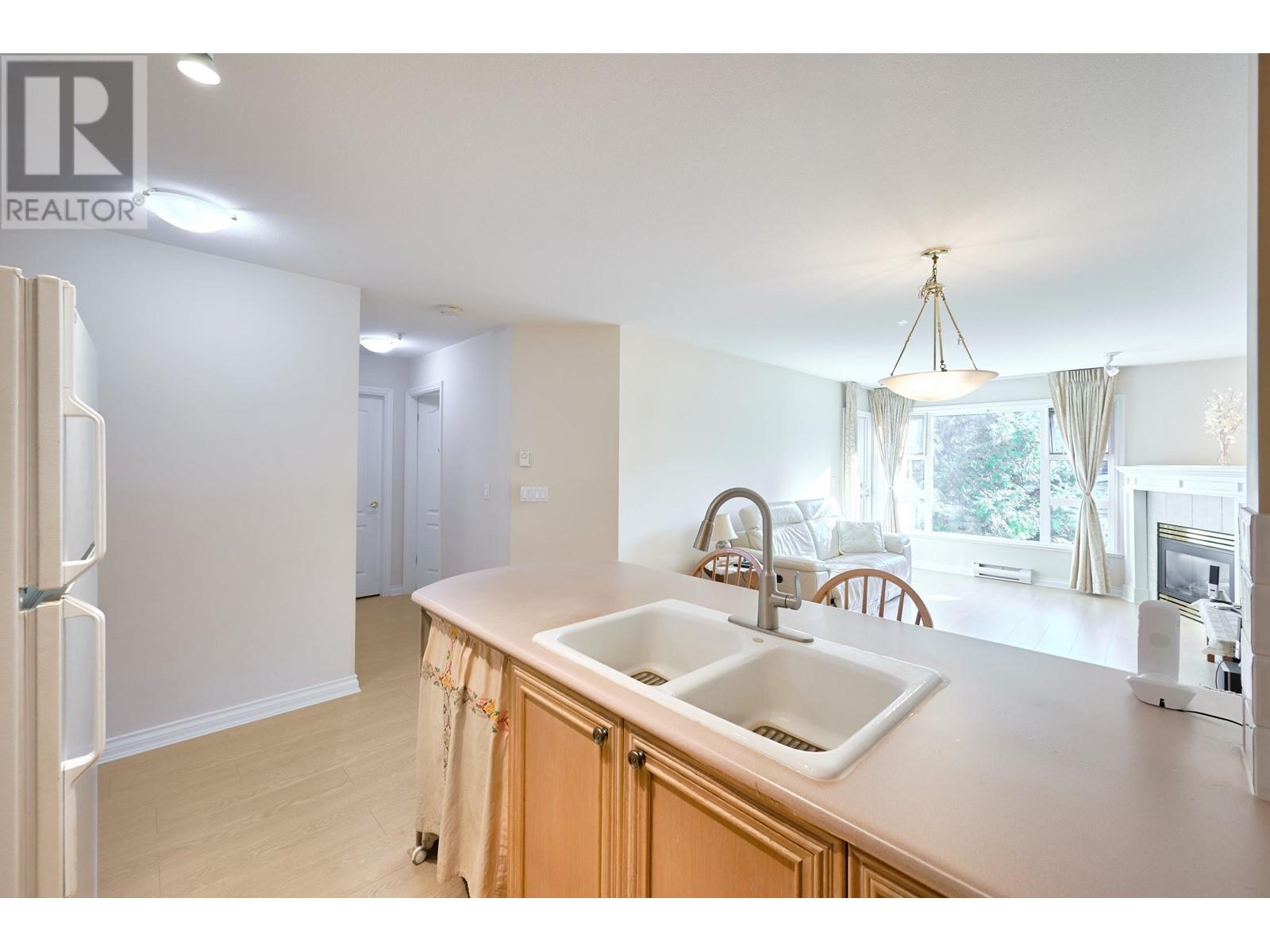 205 988 W 54th Avenue, Vancouver, British Columbia  V6P 1M9 - Photo 6 - R2829412