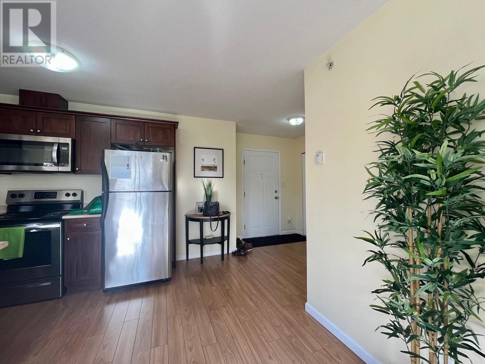 301 624 Shaw Road, Gibsons, British Columbia  V0N 1V8 - Photo 7 - R2829423