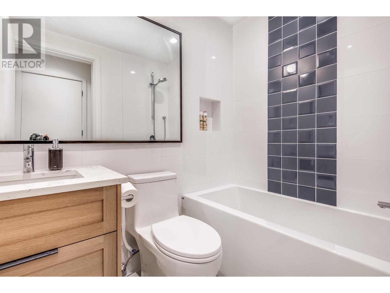 2522 W 3rd Avenue, Vancouver, British Columbia  V6K 1M1 - Photo 18 - R2829434