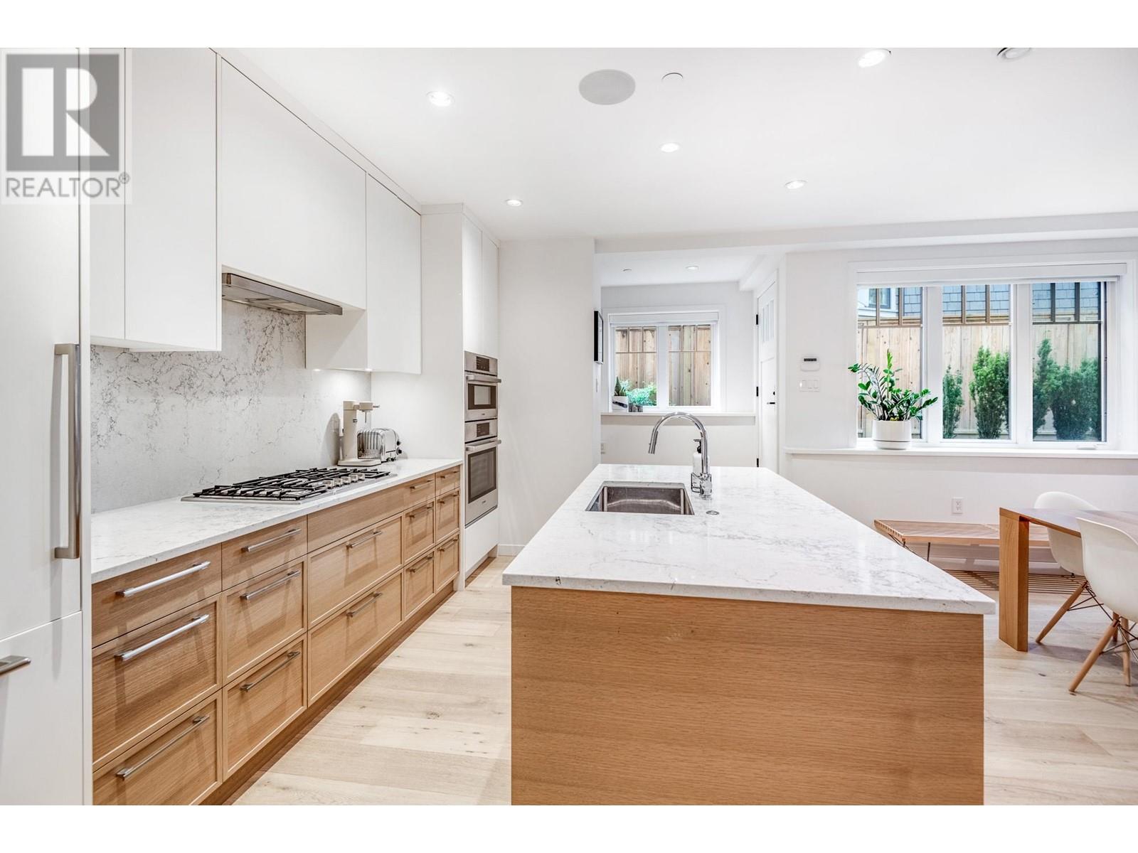 2522 W 3rd Avenue, Vancouver, British Columbia  V6K 1M1 - Photo 4 - R2829434