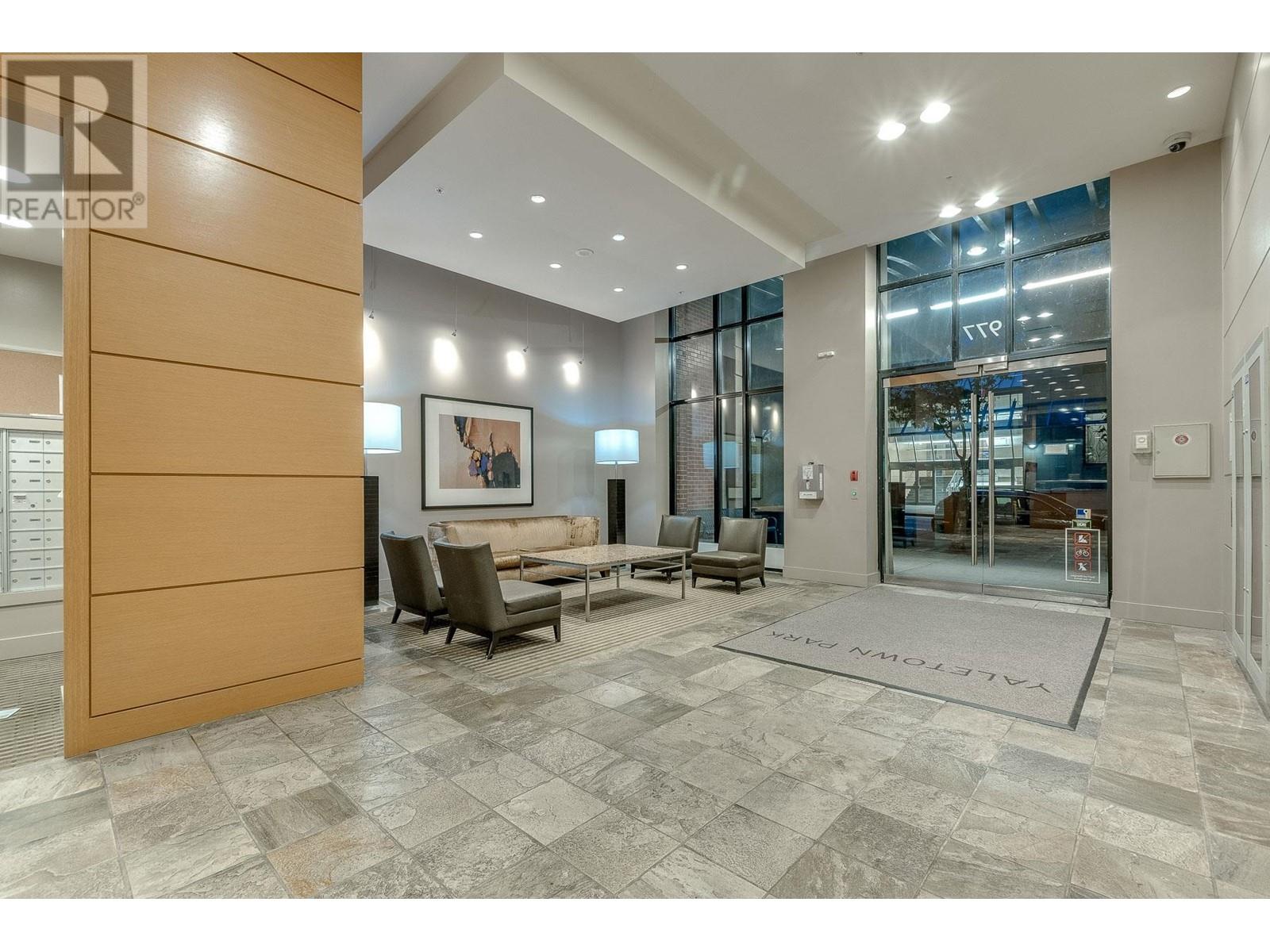 603 977 Mainland Street, Vancouver, British Columbia  V6B 1T2 - Photo 3 - R2829455