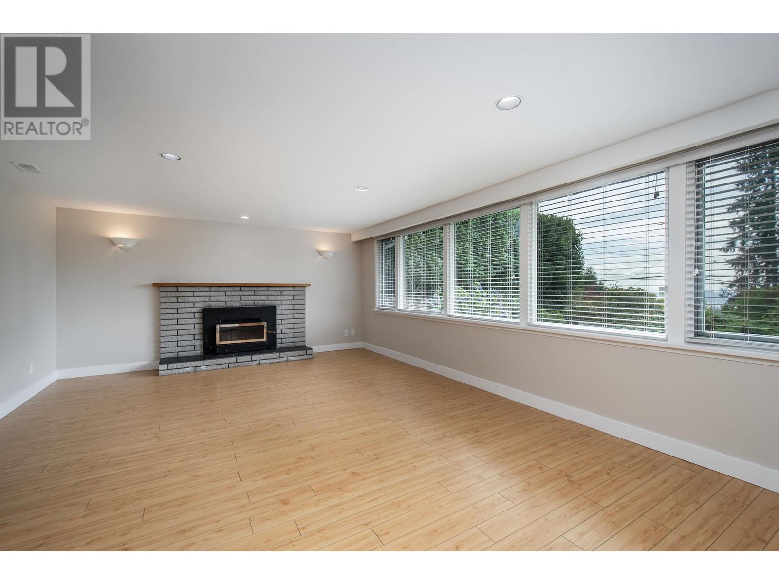 472 Crestwood Avenue, North Vancouver, British Columbia  V7N 3C3 - Photo 22 - R2828135