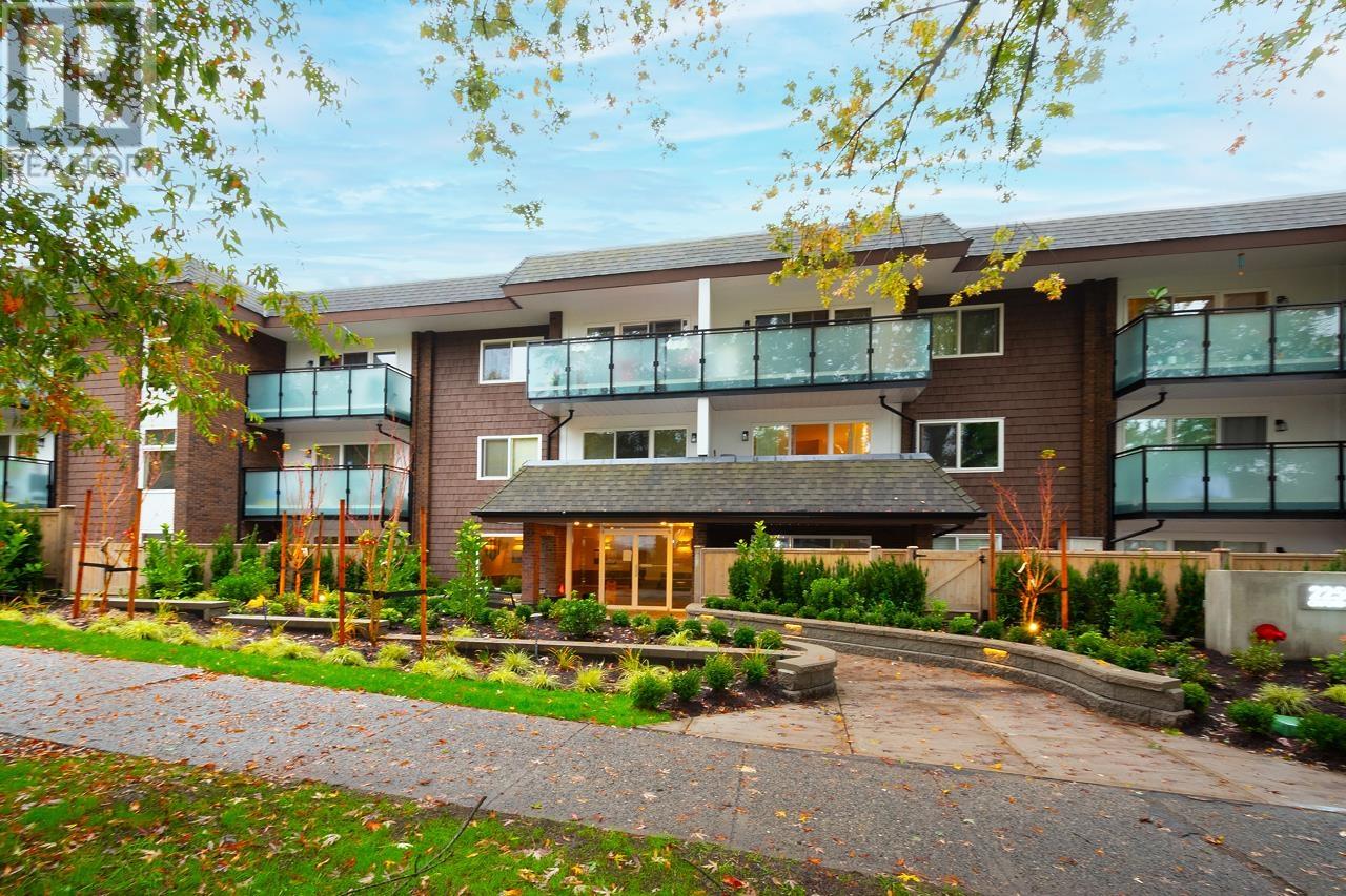 212 2250 Oxford Street, Vancouver, British Columbia  V5L 1G1 - Photo 2 - R2829486