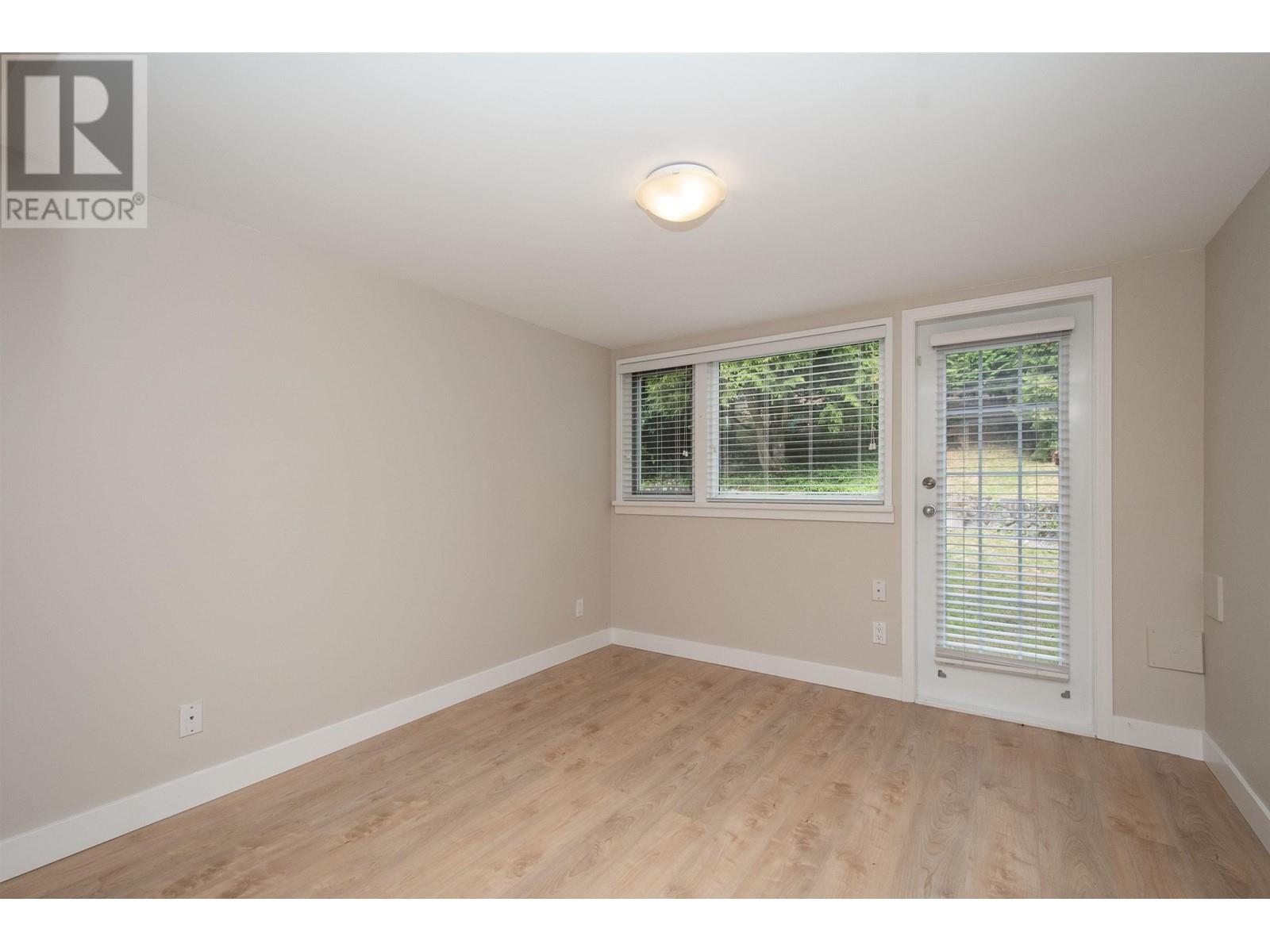 472 Crestwood Avenue, North Vancouver, British Columbia  V7N 3C3 - Photo 24 - R2828135