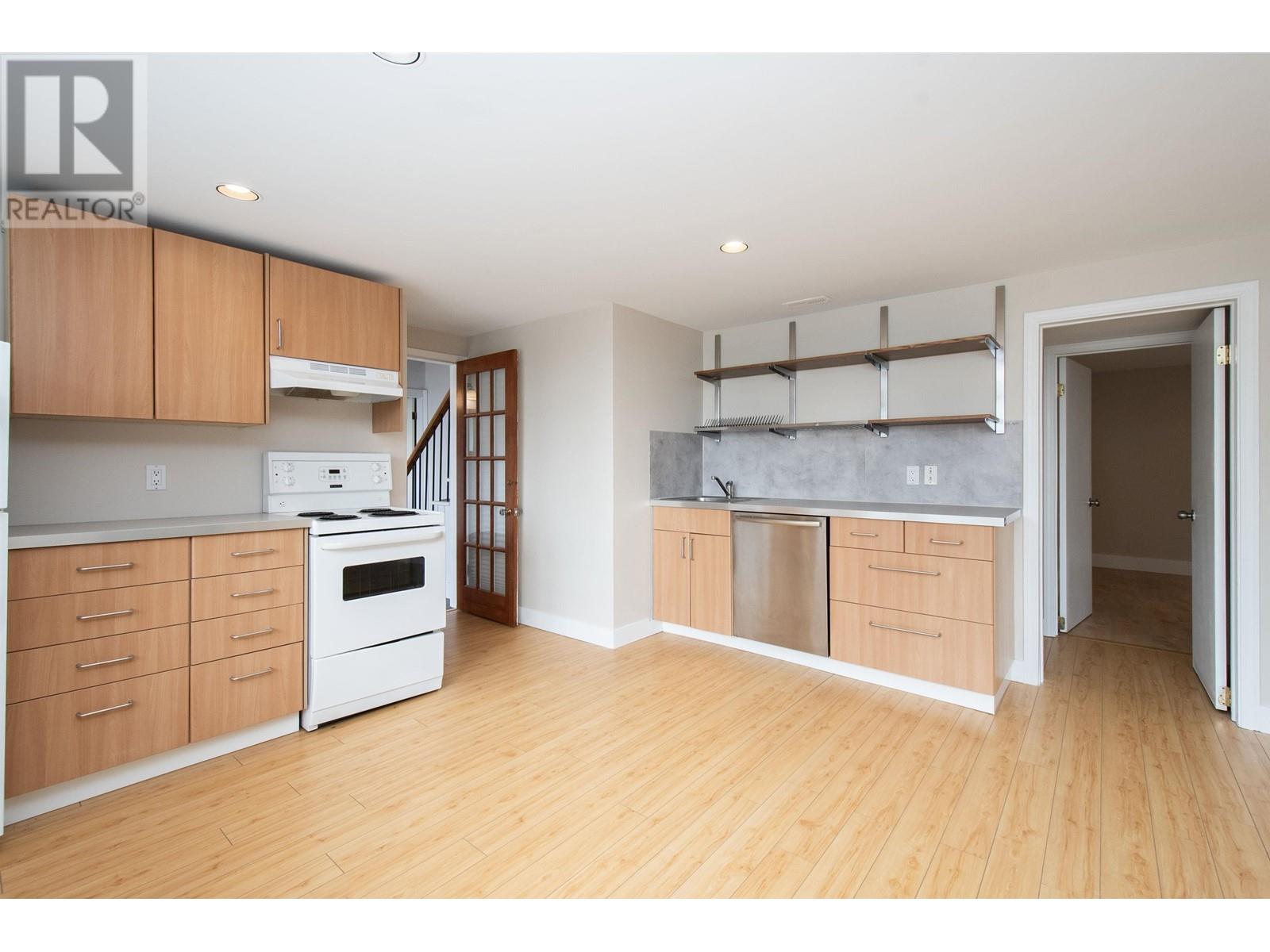 472 Crestwood Avenue, North Vancouver, British Columbia  V7N 3C3 - Photo 20 - R2828135