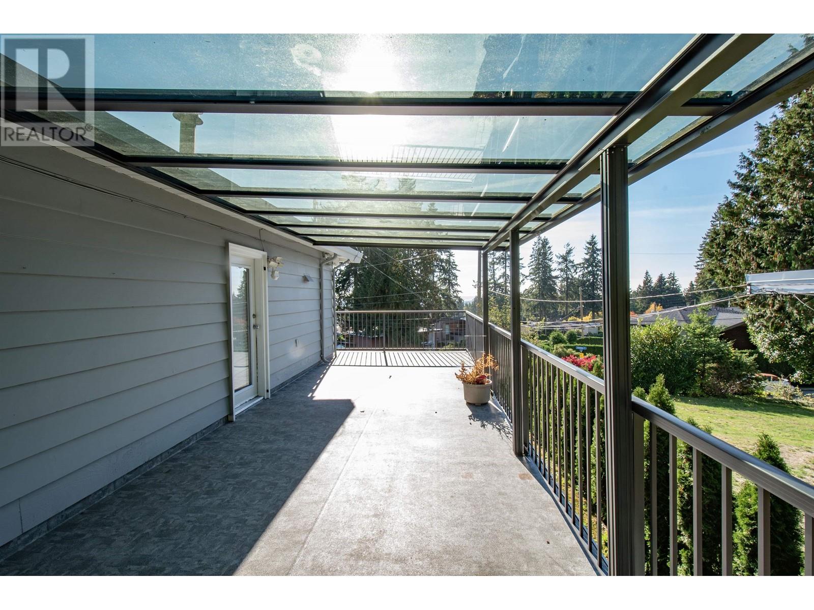 472 Crestwood Avenue, North Vancouver, British Columbia  V7N 3C3 - Photo 27 - R2828135