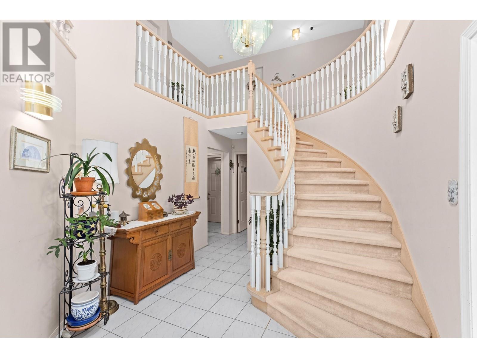 5219 Hollywood Drive, Richmond, British Columbia  V7E 4V3 - Photo 2 - R2829487