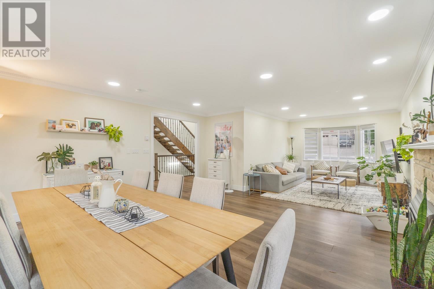 3511 Mahon Avenue, North Vancouver, British Columbia  V7N 3T8 - Photo 3 - R2829495