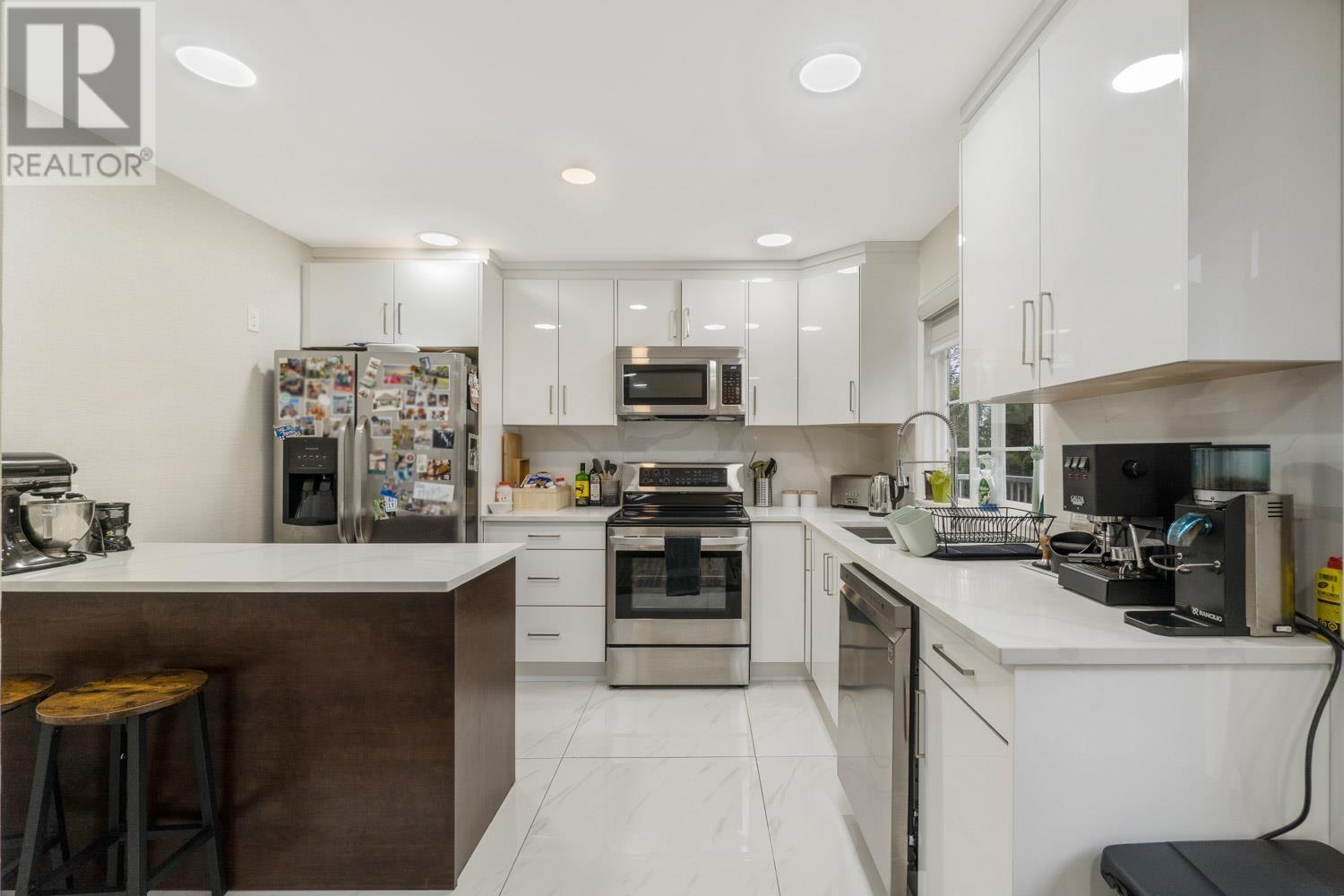 3511 Mahon Avenue, North Vancouver, British Columbia  V7N 3T8 - Photo 7 - R2829495