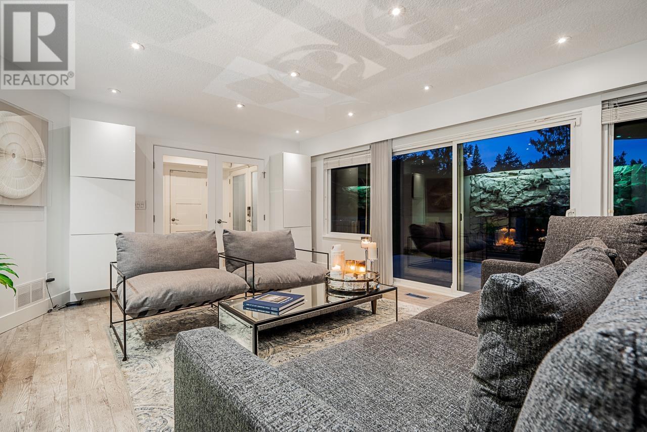 6446 Marine Drive, West Vancouver, British Columbia  V7W 2S6 - Photo 4 - R2828085