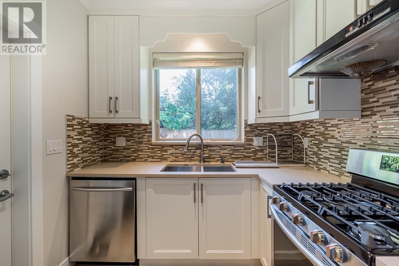 1870 Beaulynn Place, North Vancouver, British Columbia  V7J 2T1 - Photo 15 - R2829189