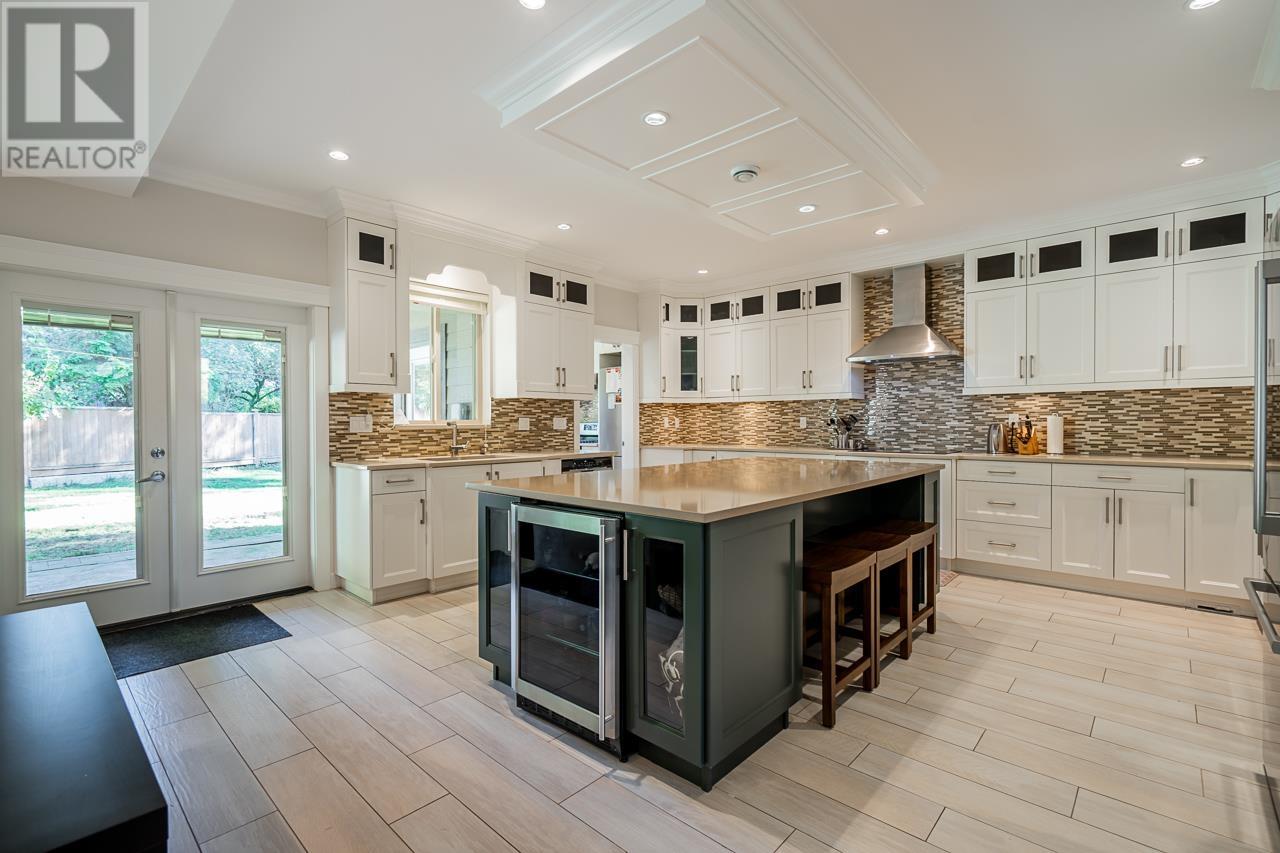 1870 Beaulynn Place, North Vancouver, British Columbia  V7J 2T1 - Photo 10 - R2829189