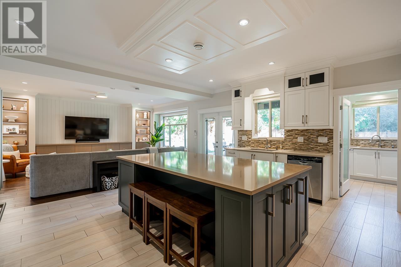 1870 Beaulynn Place, North Vancouver, British Columbia  V7J 2T1 - Photo 12 - R2829189