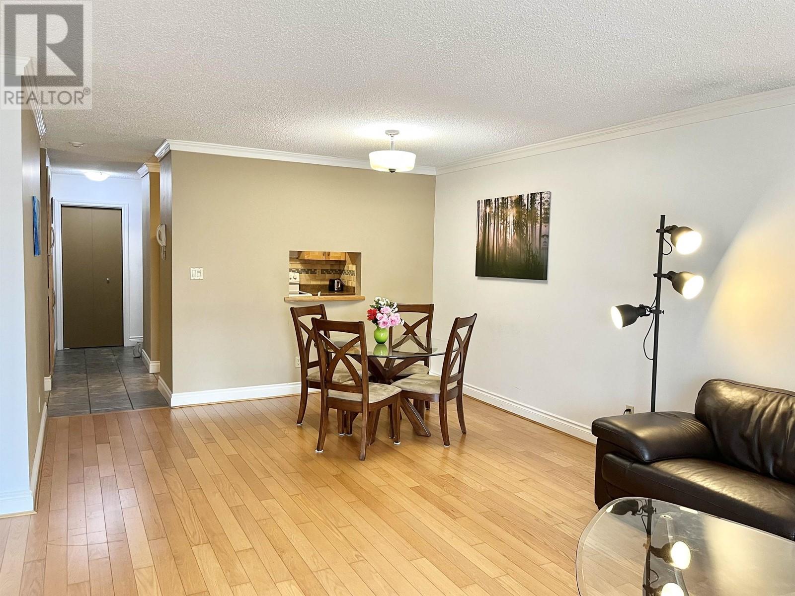 402 4690 Hazel Street, Burnaby, British Columbia  V5H 1S5 - Photo 3 - R2829478