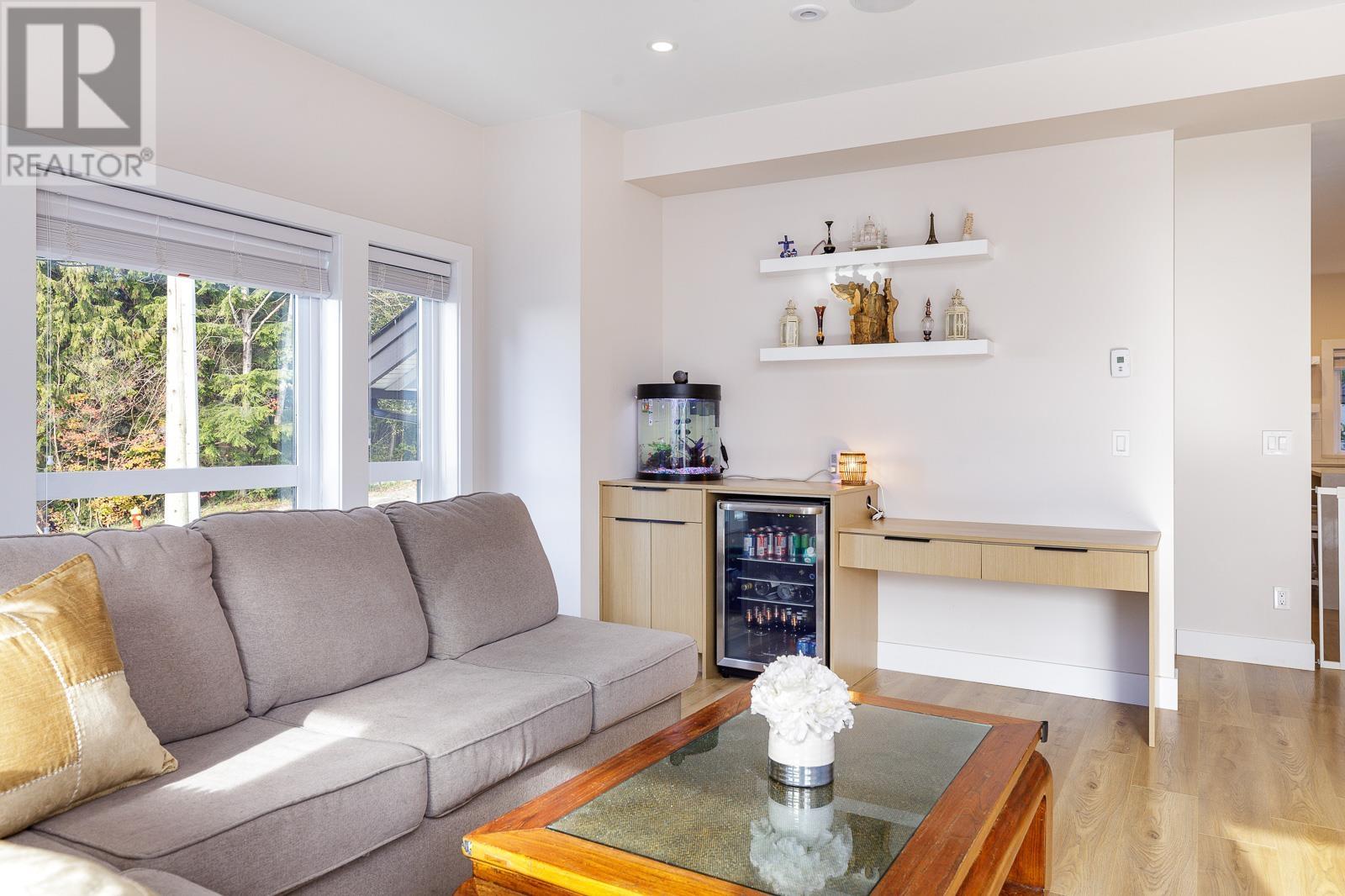 106 3409 Harper Road, Coquitlam, British Columbia  V3E 3H1 - Photo 5 - R2829257