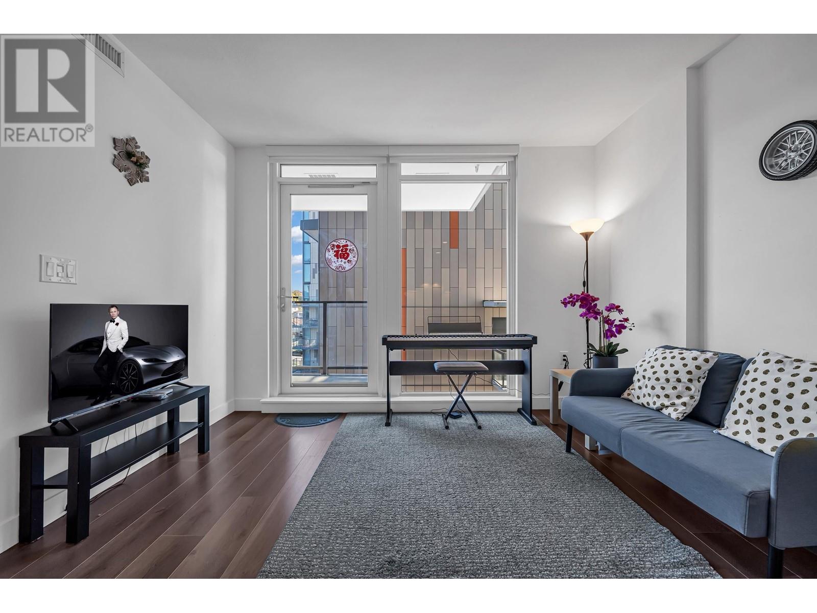 508 8188 Fraser Street, Vancouver, British Columbia  V5X 0J8 - Photo 2 - R2829273