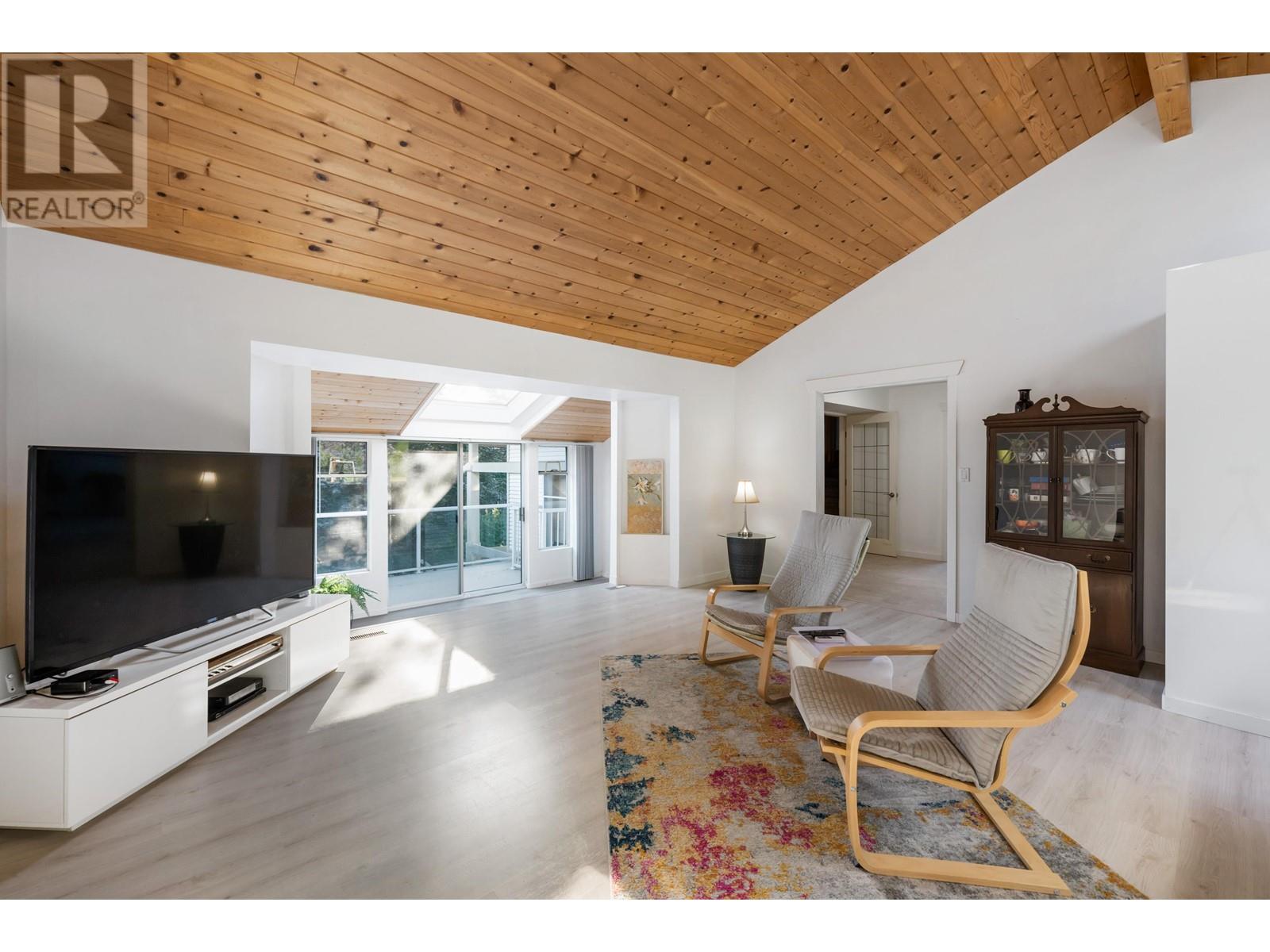 23418 Tamarack Lane, Maple Ridge, British Columbia  V2W 1A8 - Photo 13 - R2817774
