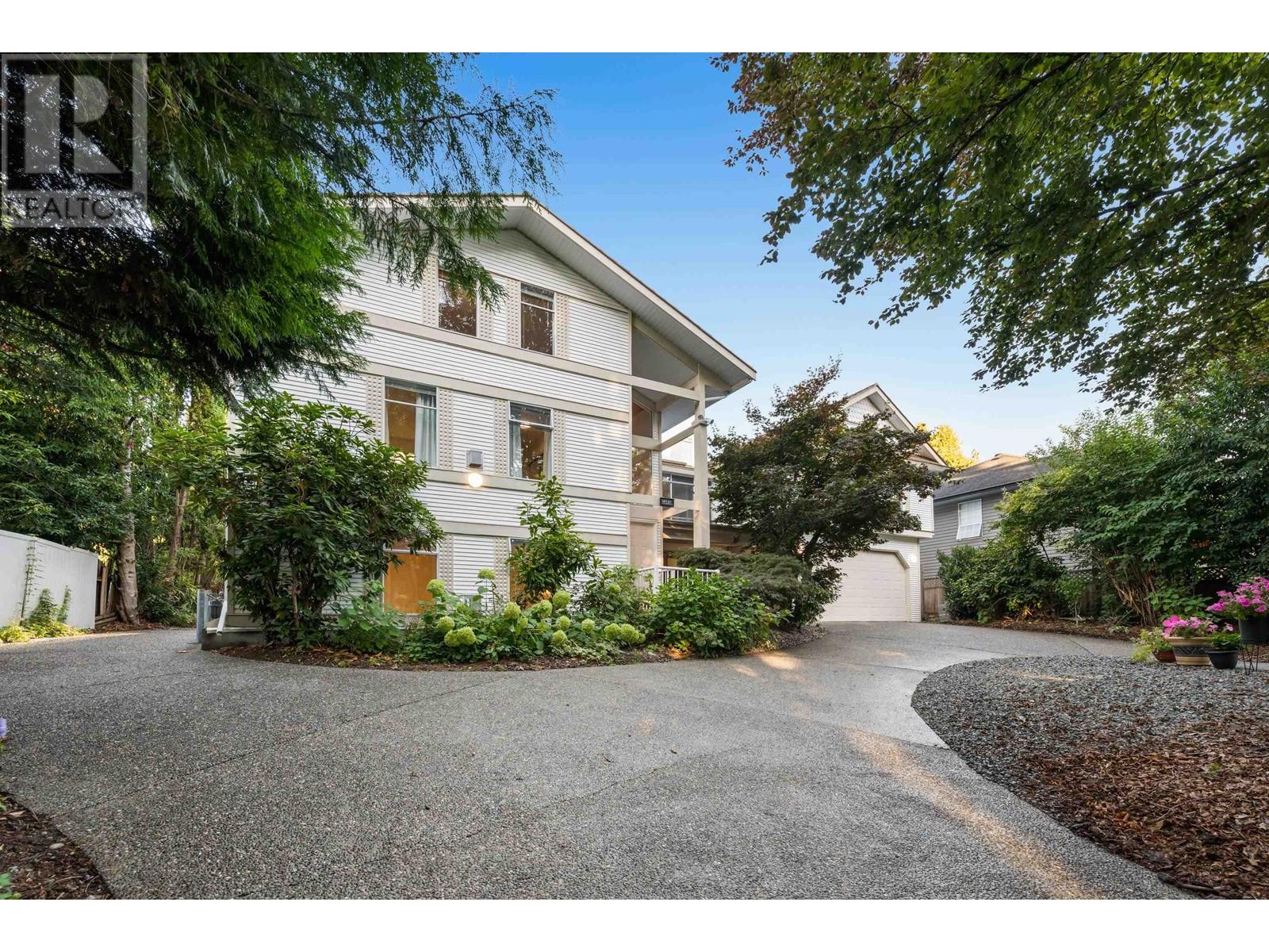 23418 Tamarack Lane, Maple Ridge, British Columbia  V2W 1A8 - Photo 3 - R2817774