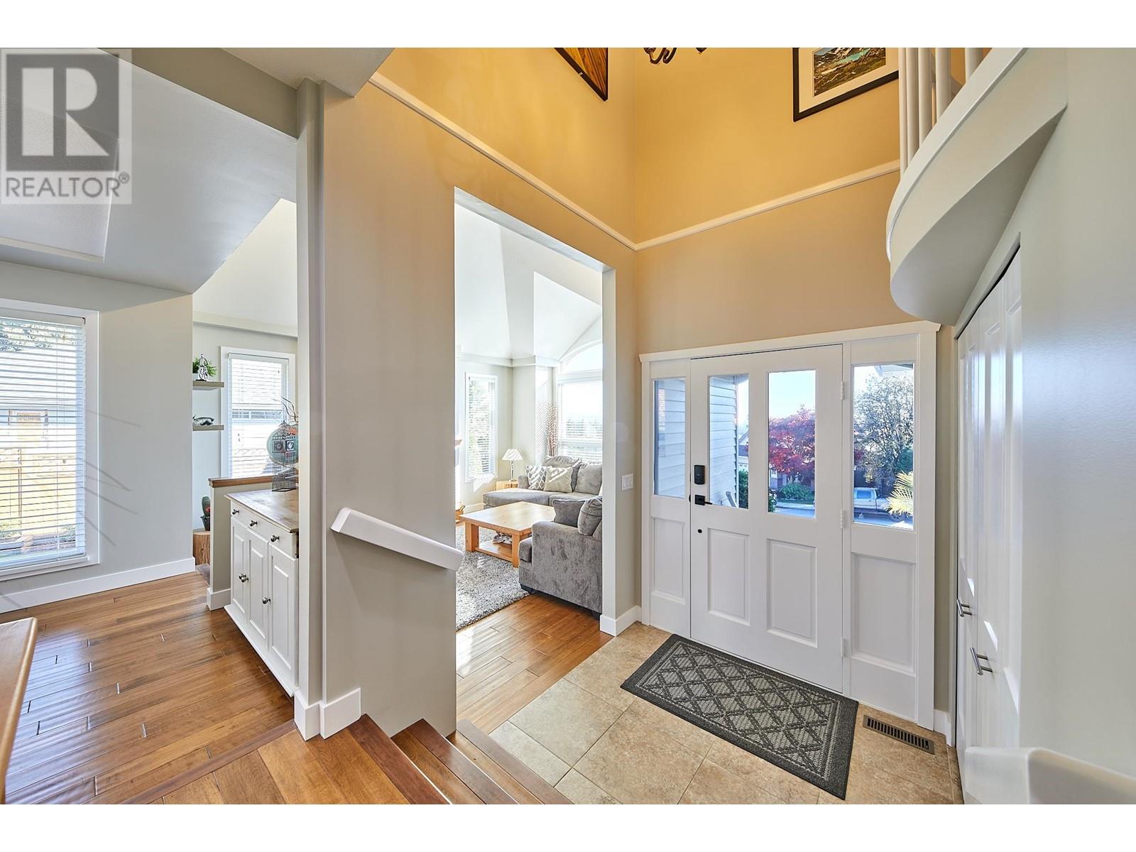 2661 Delahaye Drive, Coquitlam, British Columbia  V3B 7E7 - Photo 13 - R2829394