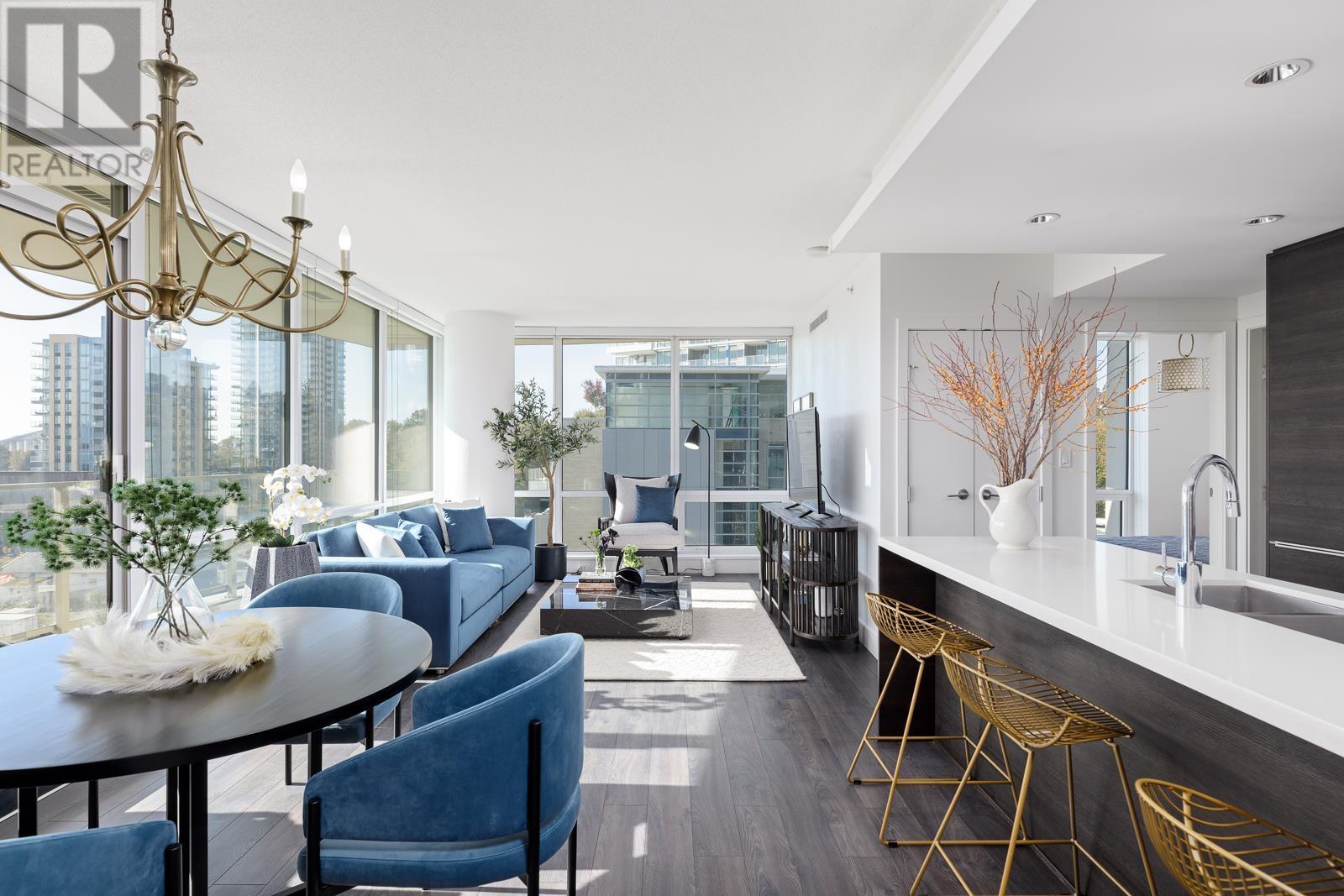 707 1550 FERN STREET, north vancouver, British Columbia