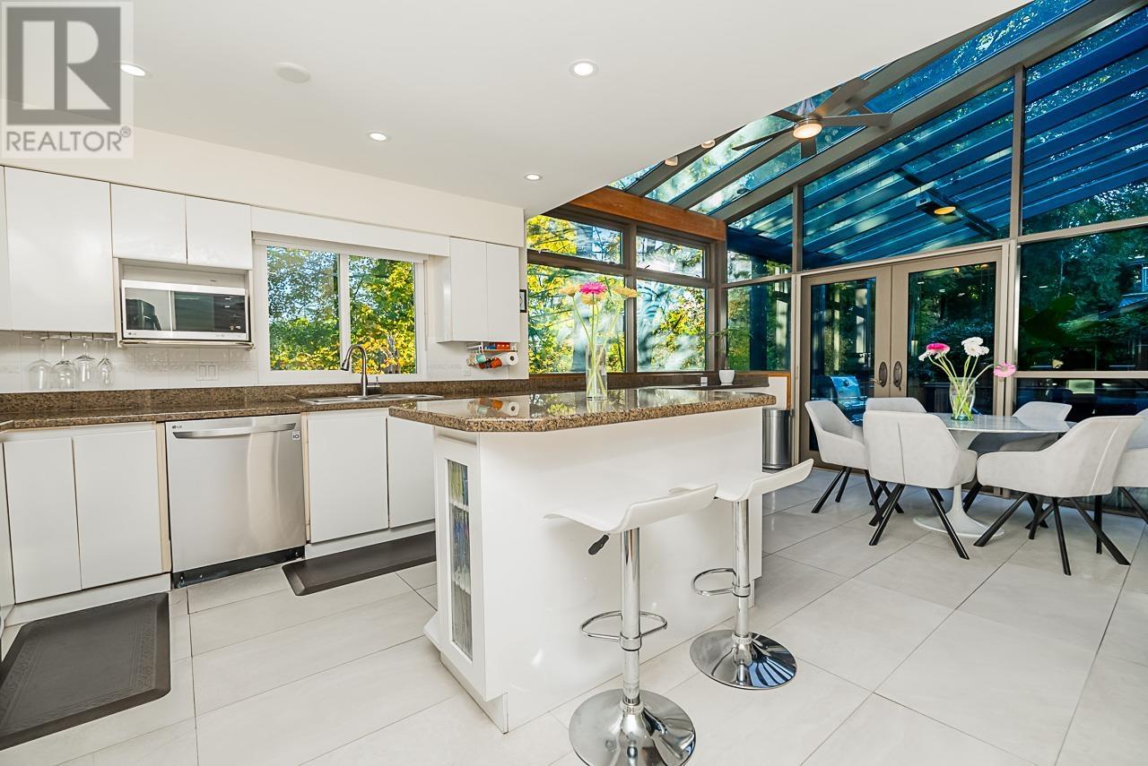 4251 Golf Drive, North Vancouver, British Columbia  V7G 2A2 - Photo 12 - R2829270