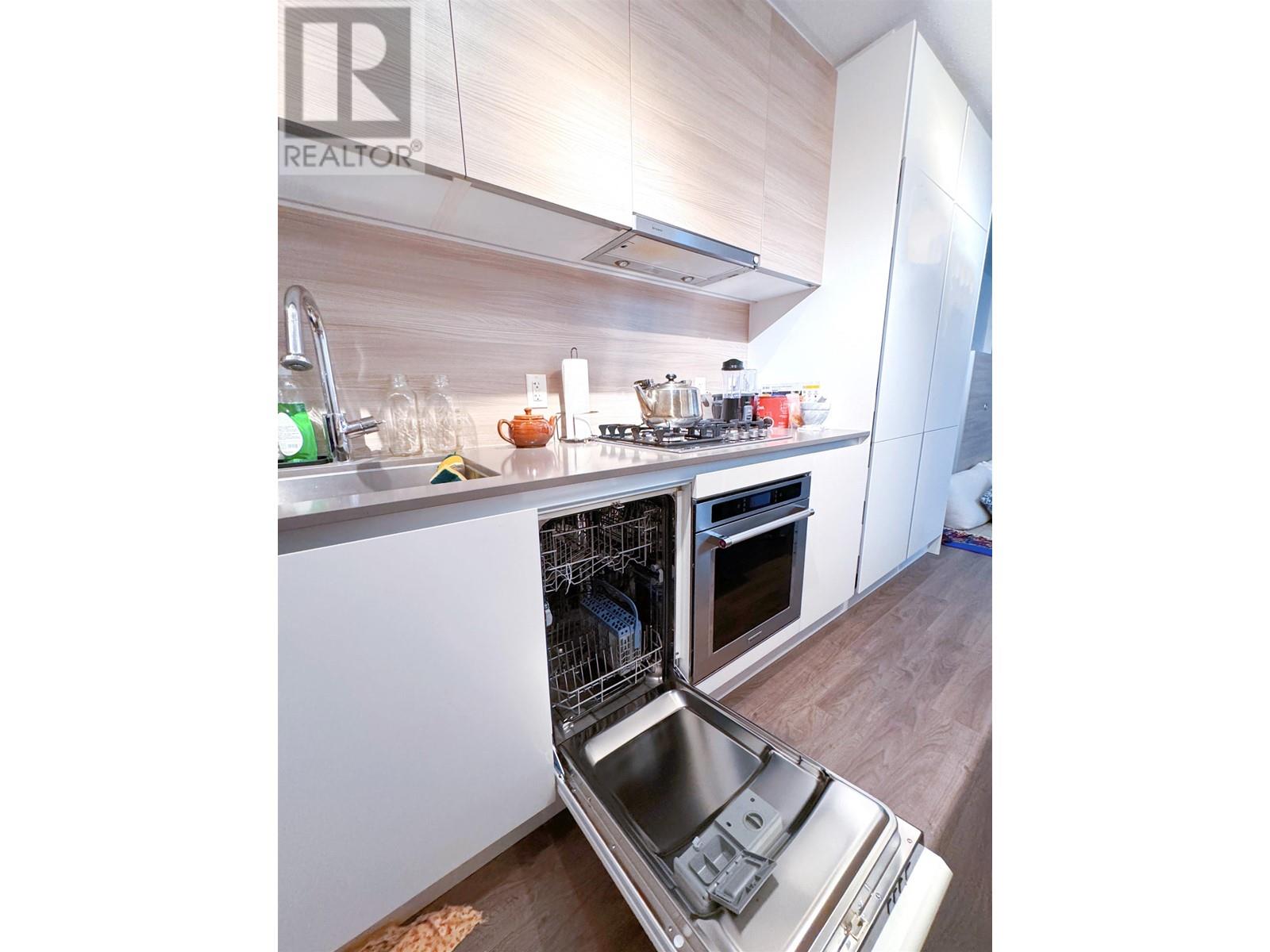 1007 988 Quayside Drive, New Westminster, British Columbia  V3M 0L5 - Photo 12 - R2829499