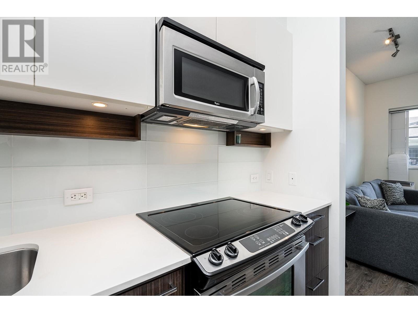 413 545 Foster Avenue, Coquitlam, British Columbia  V3J 0B3 - Photo 10 - R2829509