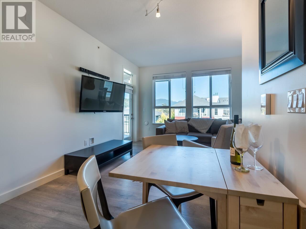 402 611 Regan Avenue, Coquitlam, British Columbia  V3J 0E5 - Photo 8 - R2829569
