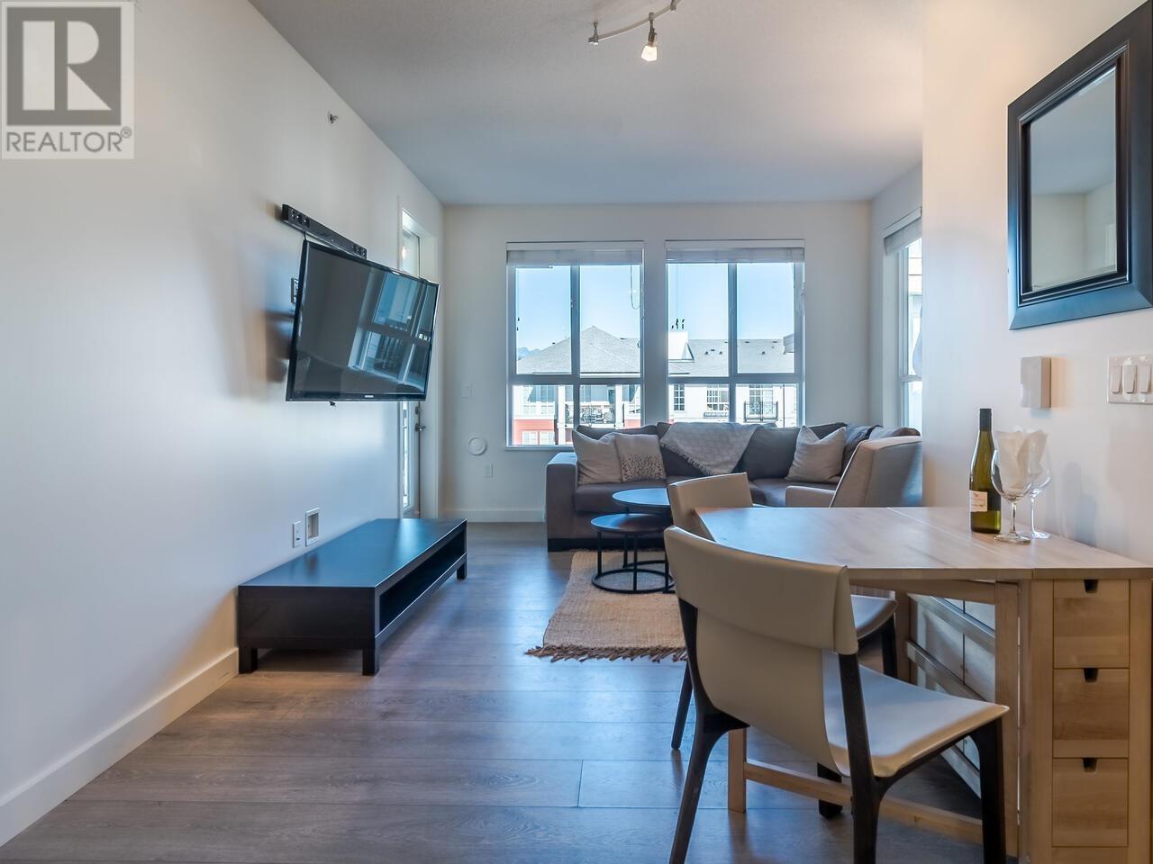 402 611 Regan Avenue, Coquitlam, British Columbia  V3J 0E5 - Photo 9 - R2829569