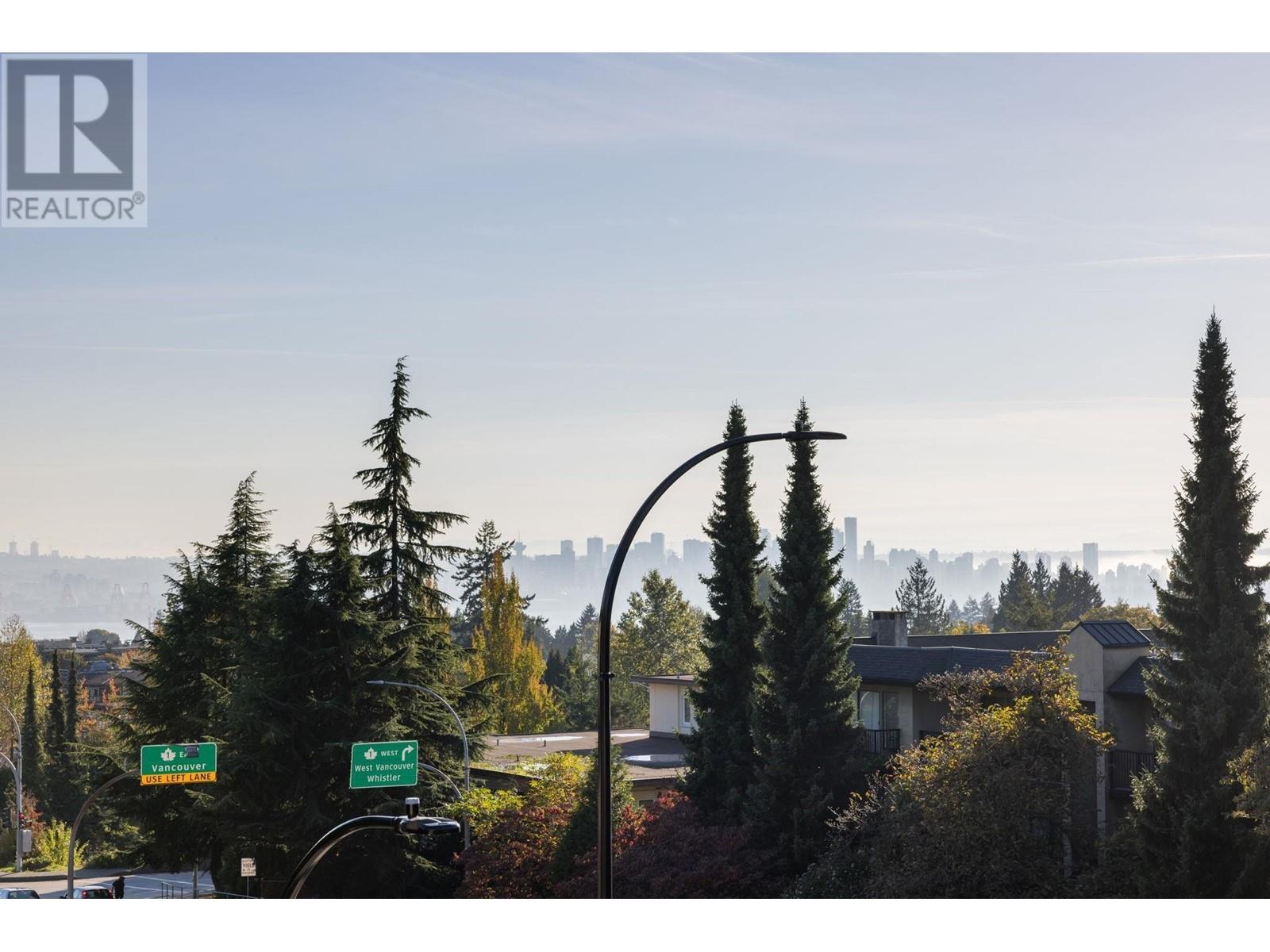 104 E 26th Street, North Vancouver, British Columbia  V7N 1A5 - Photo 15 - R2829575