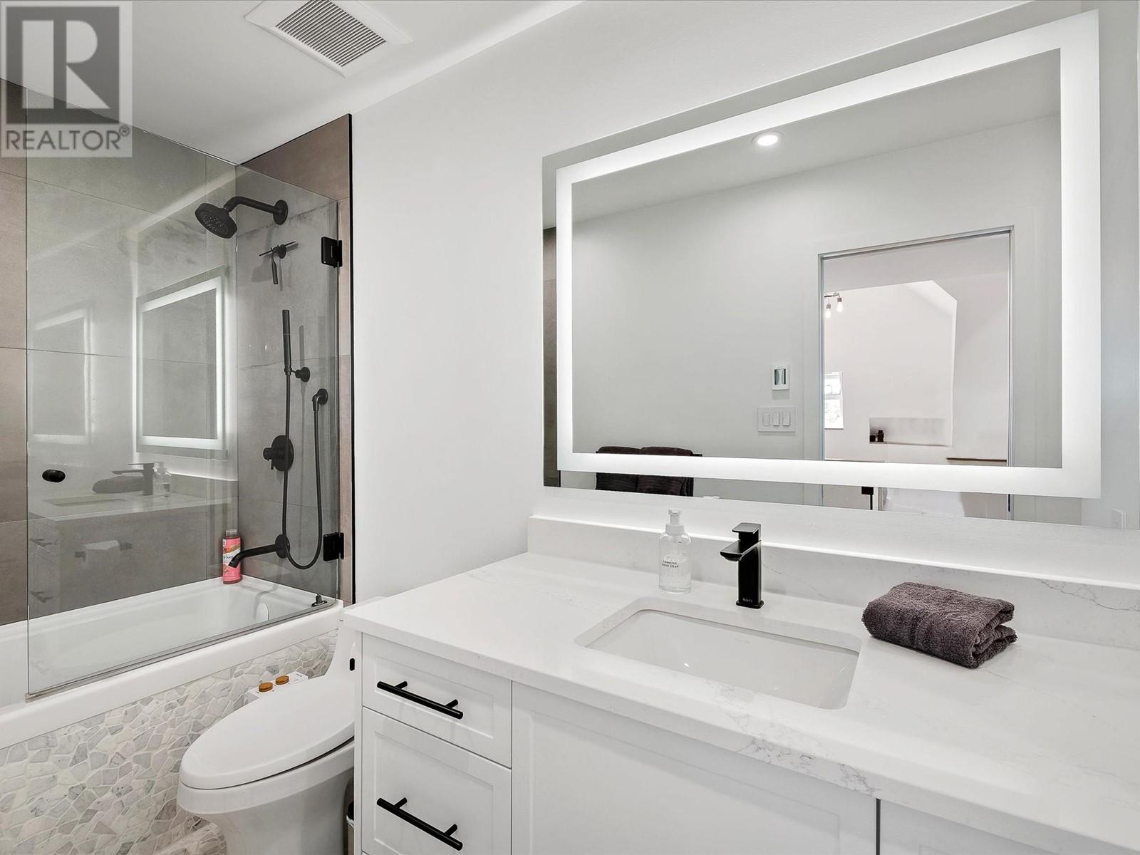 323 2050 Lake Placid Road, Whistler, British Columbia  V0N 1B2 - Photo 14 - R2829577