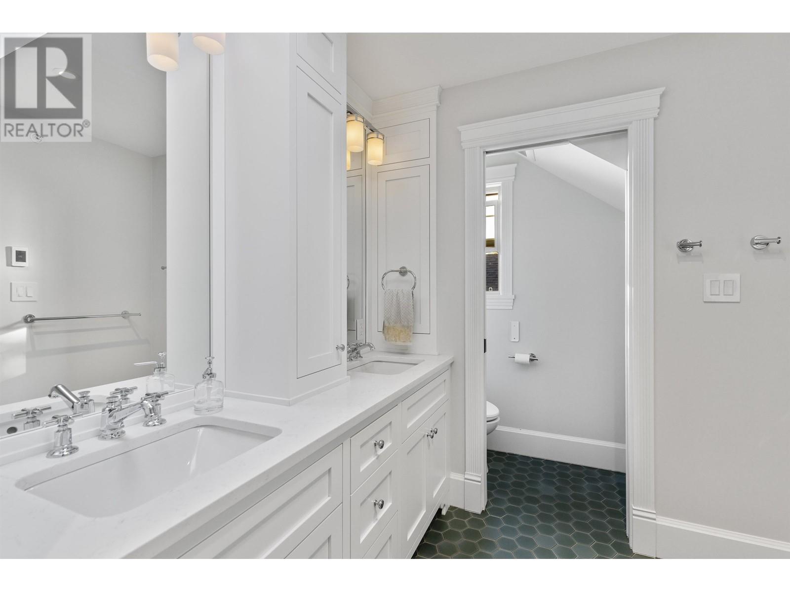 1656 W 10th Avenue, Vancouver, British Columbia  V6J 2A1 - Photo 30 - R2829579