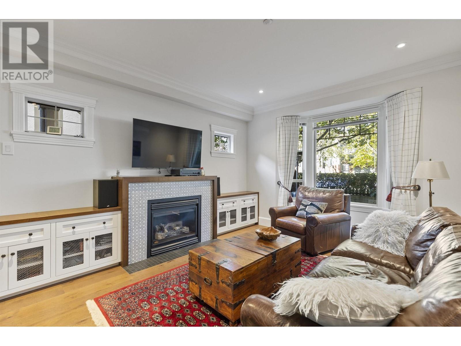 1656 W 10th Avenue, Vancouver, British Columbia  V6J 2A1 - Photo 4 - R2829579