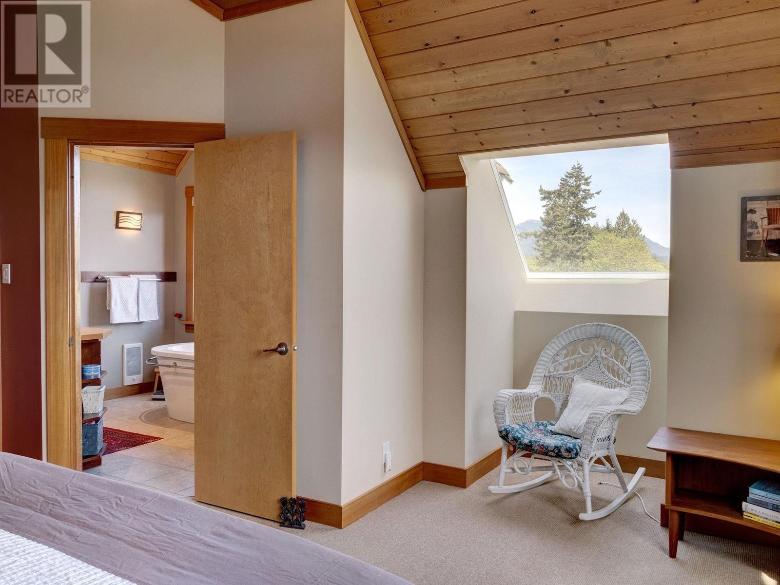 6373 N Gale Avenue, Sechelt, British Columbia  V7Z 0P7 - Photo 23 - R2829514