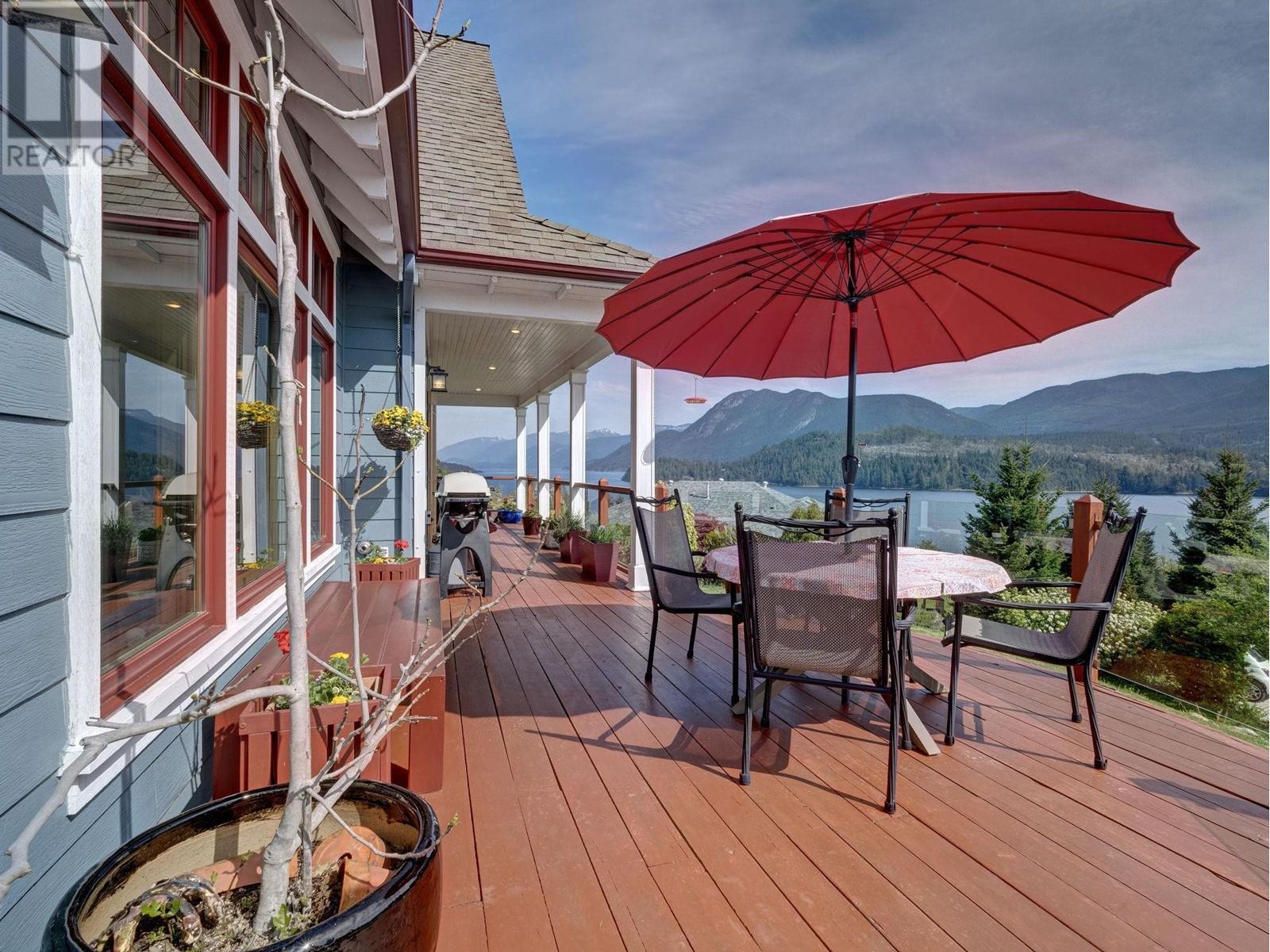 6373 N Gale Avenue, Sechelt, British Columbia  V7Z 0P7 - Photo 6 - R2829514