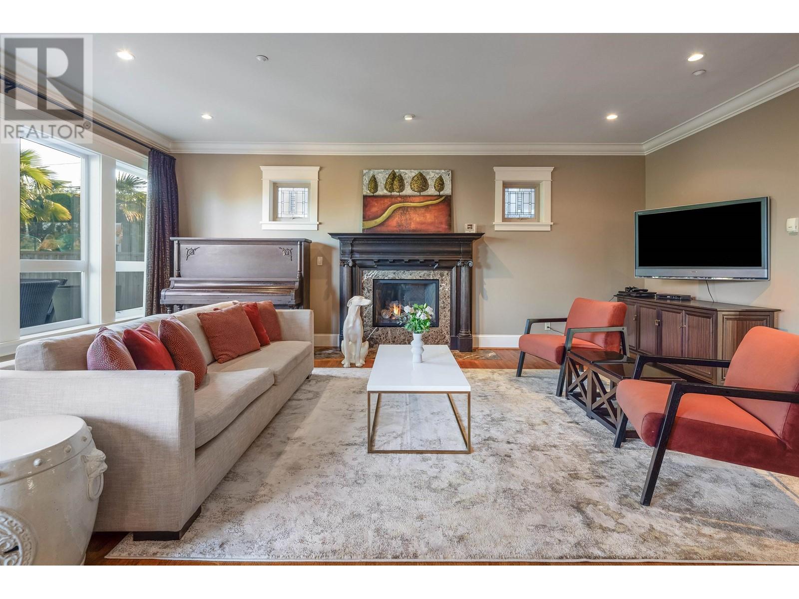 1992 Sasamat Street, Vancouver, British Columbia  V6R 4J1 - Photo 6 - R2829536