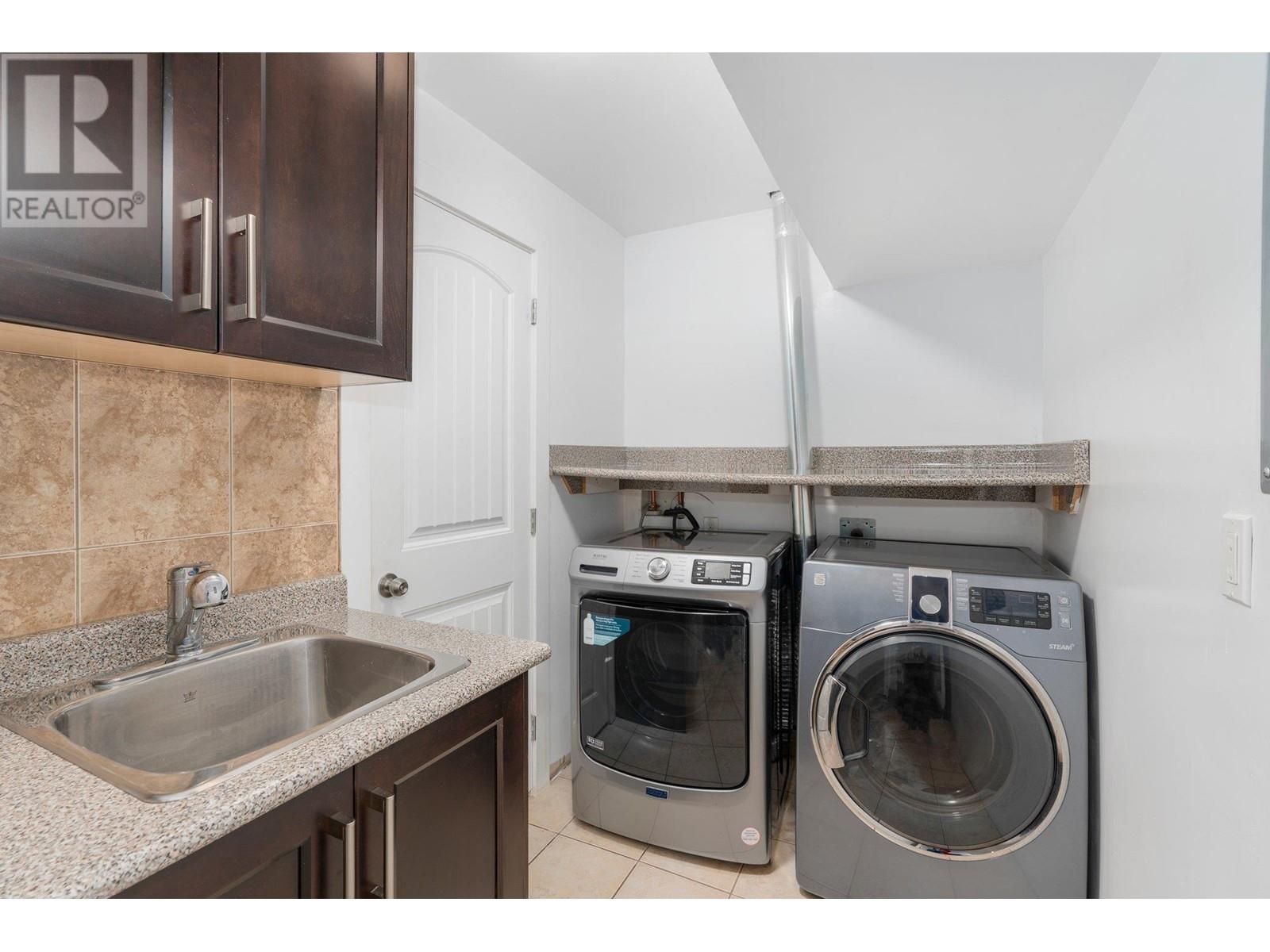 11471 Cambie Road, Richmond, British Columbia  V6X 1L6 - Photo 16 - R2829201