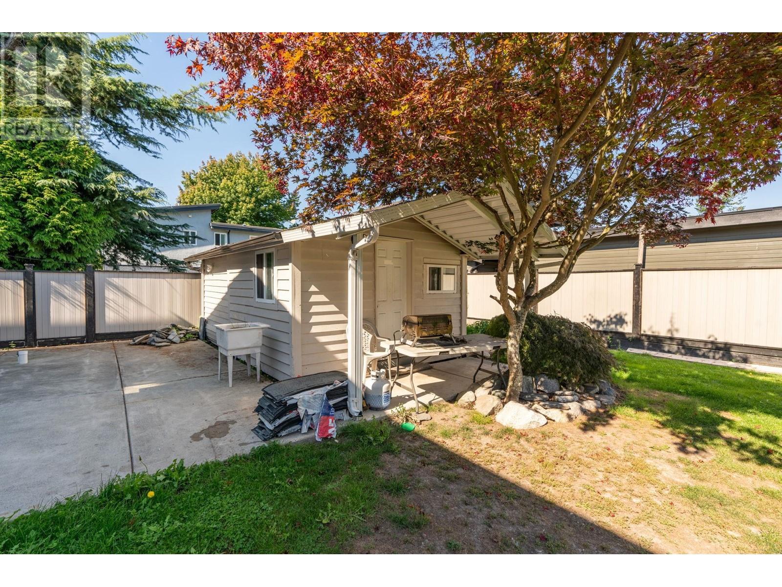 11471 Cambie Road, Richmond, British Columbia  V6X 1L6 - Photo 27 - R2829201