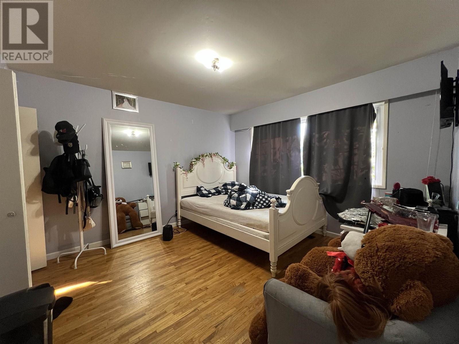 5565 Grant Street, Burnaby, British Columbia  V5B 2K2 - Photo 7 - R2827122
